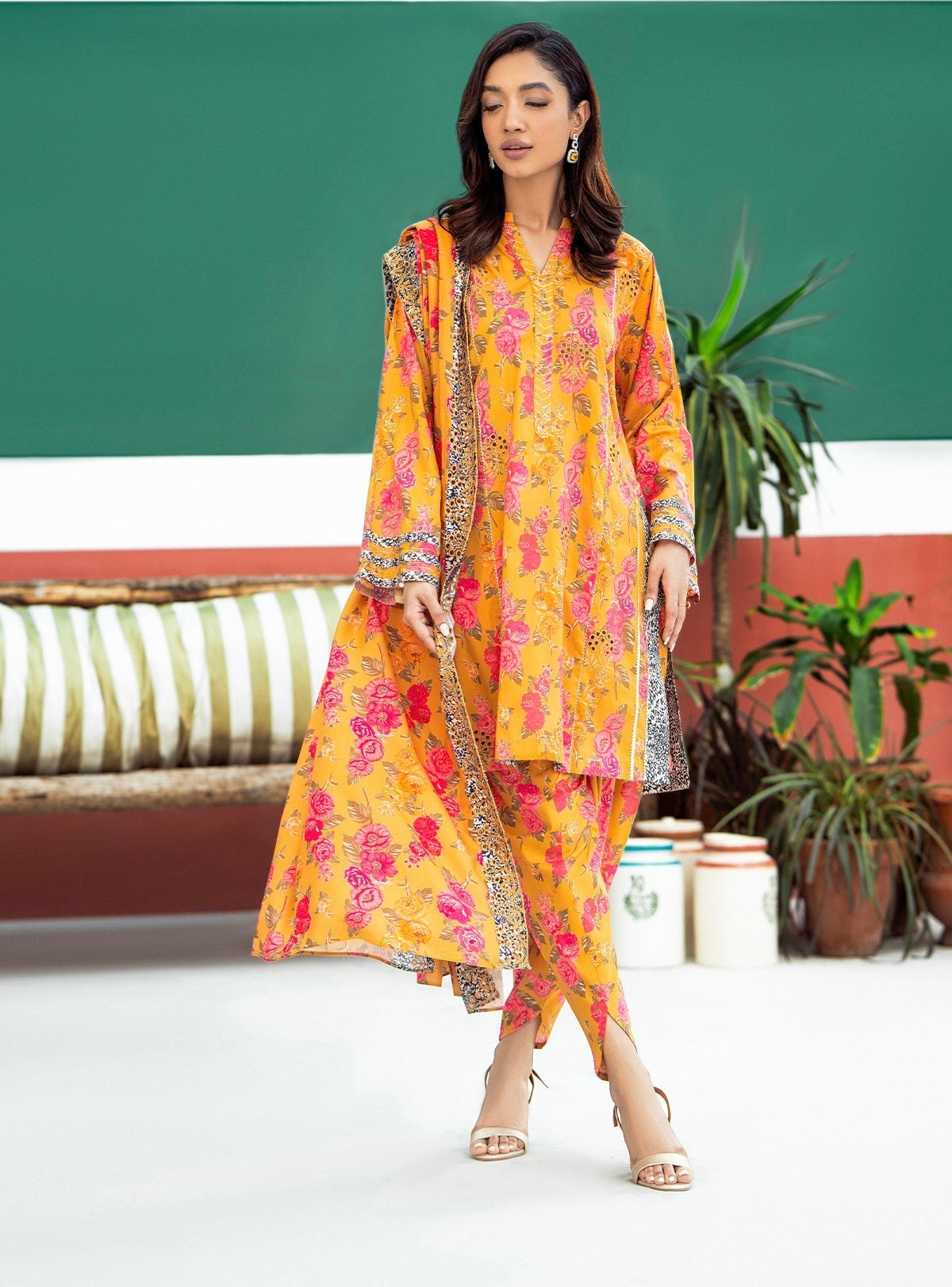 CHARIZMA CHAMBRAY LINEN UNSTICHED PRINTED 3PC