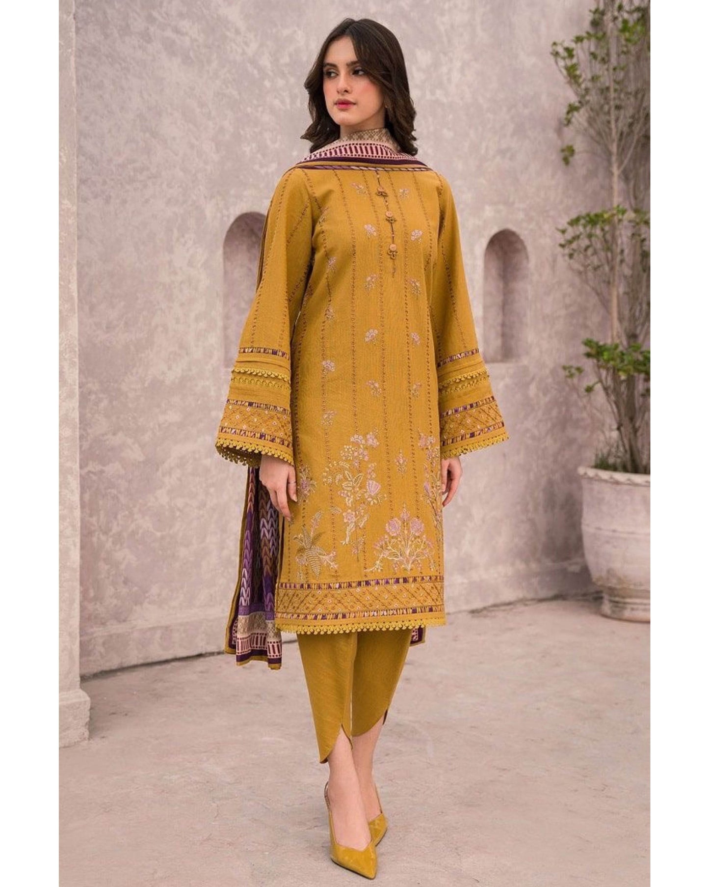 JAZMIN LAWN LUXURY UNSTITCHED EMB 3PC - City Cloth House