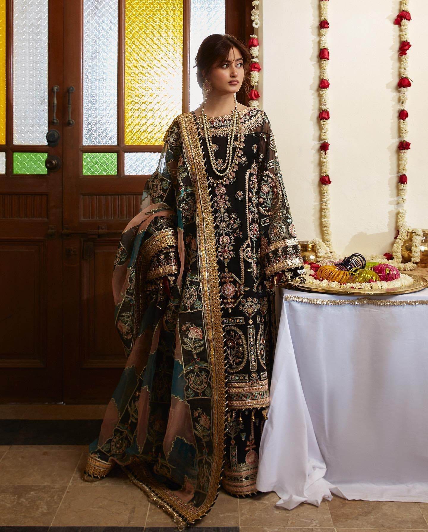 MNR ORGANZA UNSTITCHED EMB SUIT - City Cloth House