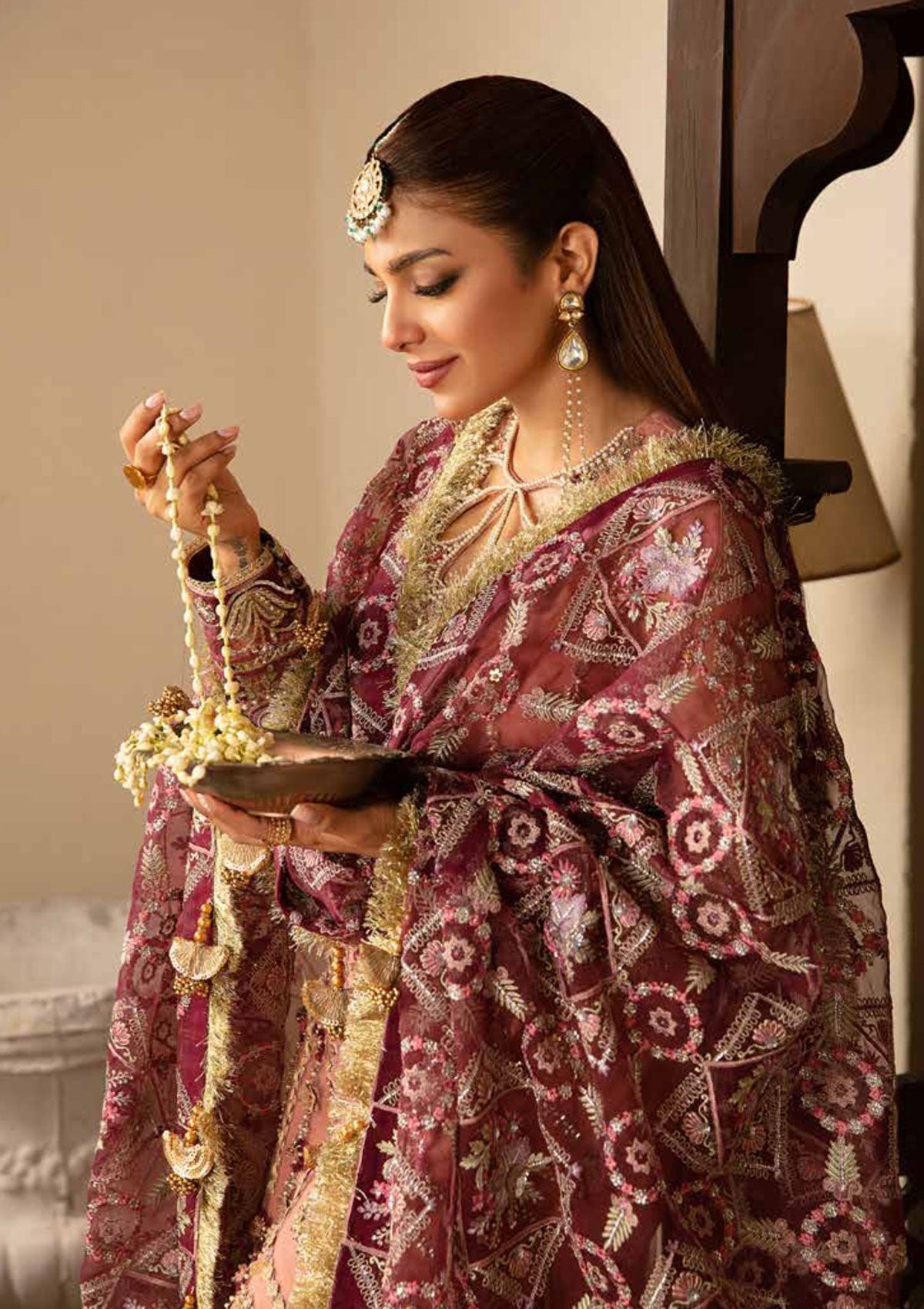 MARYAM HUSSAIN ORGANZA UNSTICH EMB SUIT