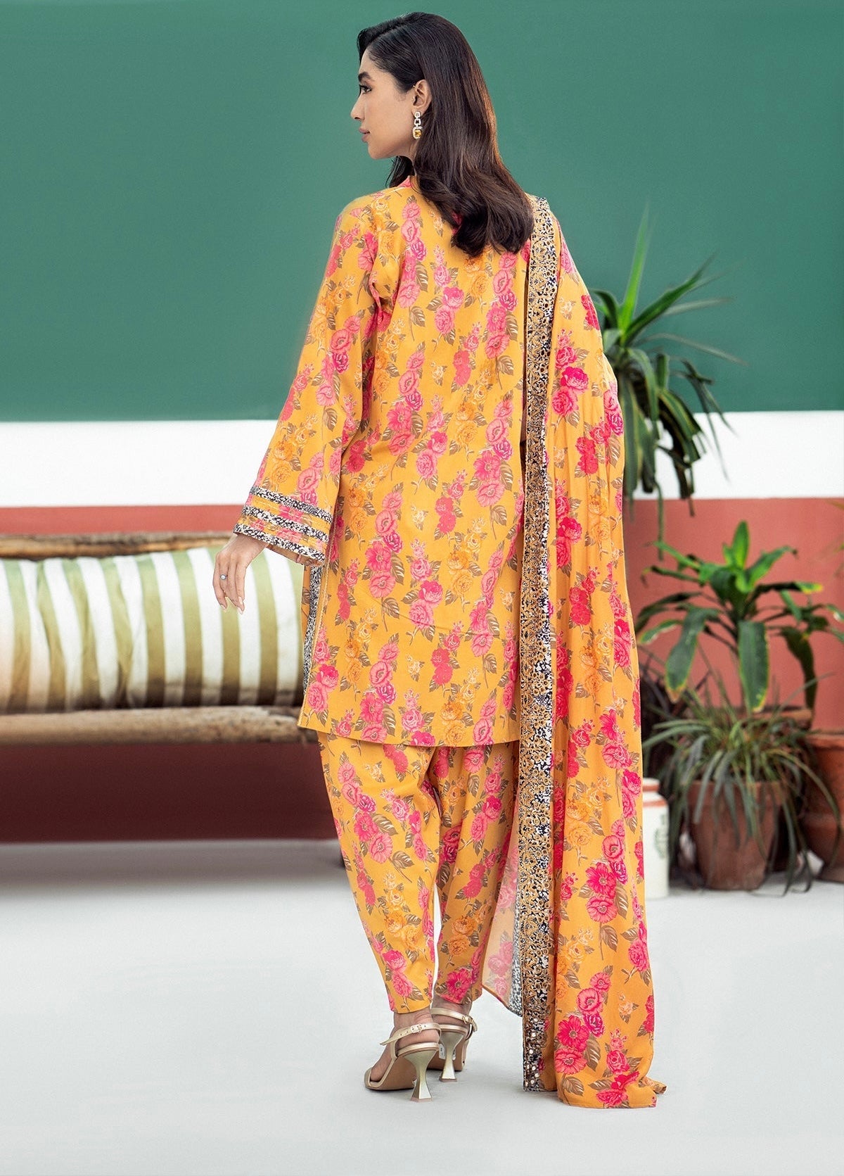 CHARIZMA CHAMBRAY LINEN UNSTICHED PRINTED 3PC