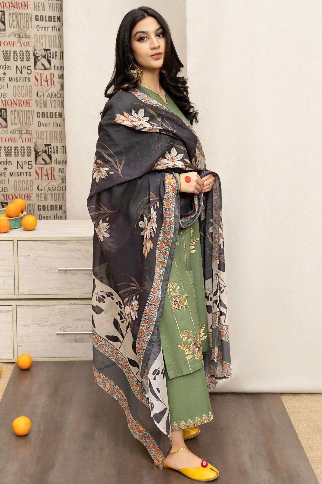 URGE LAWN LUXURY UNSTITCHED EMB 3PC - City Cloth House