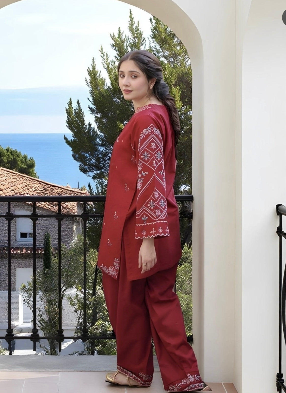 SAPPHIRE LINEN LUXURY UNSTITCHED EMB 2PC