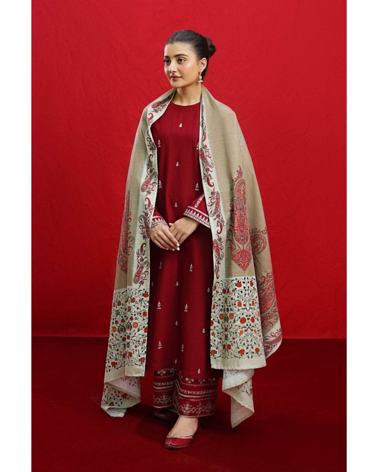 AISLING LAWN LUXURY UNSTITCHED EMB 3PC - City Cloth House