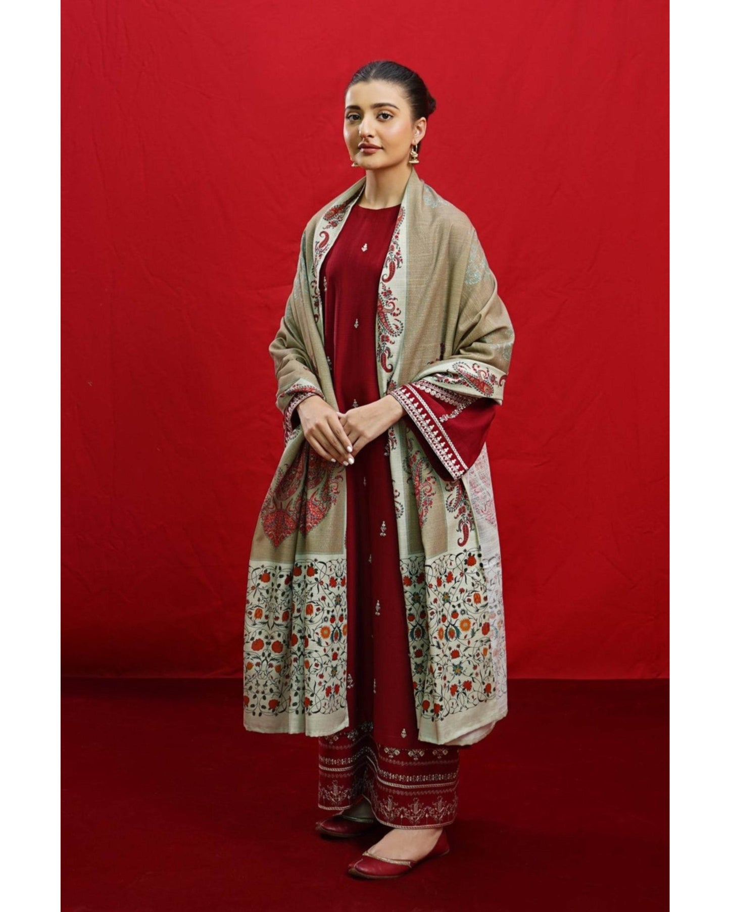 AISLING LAWN LUXURY UNSTITCHED EMB 3PC - City Cloth House