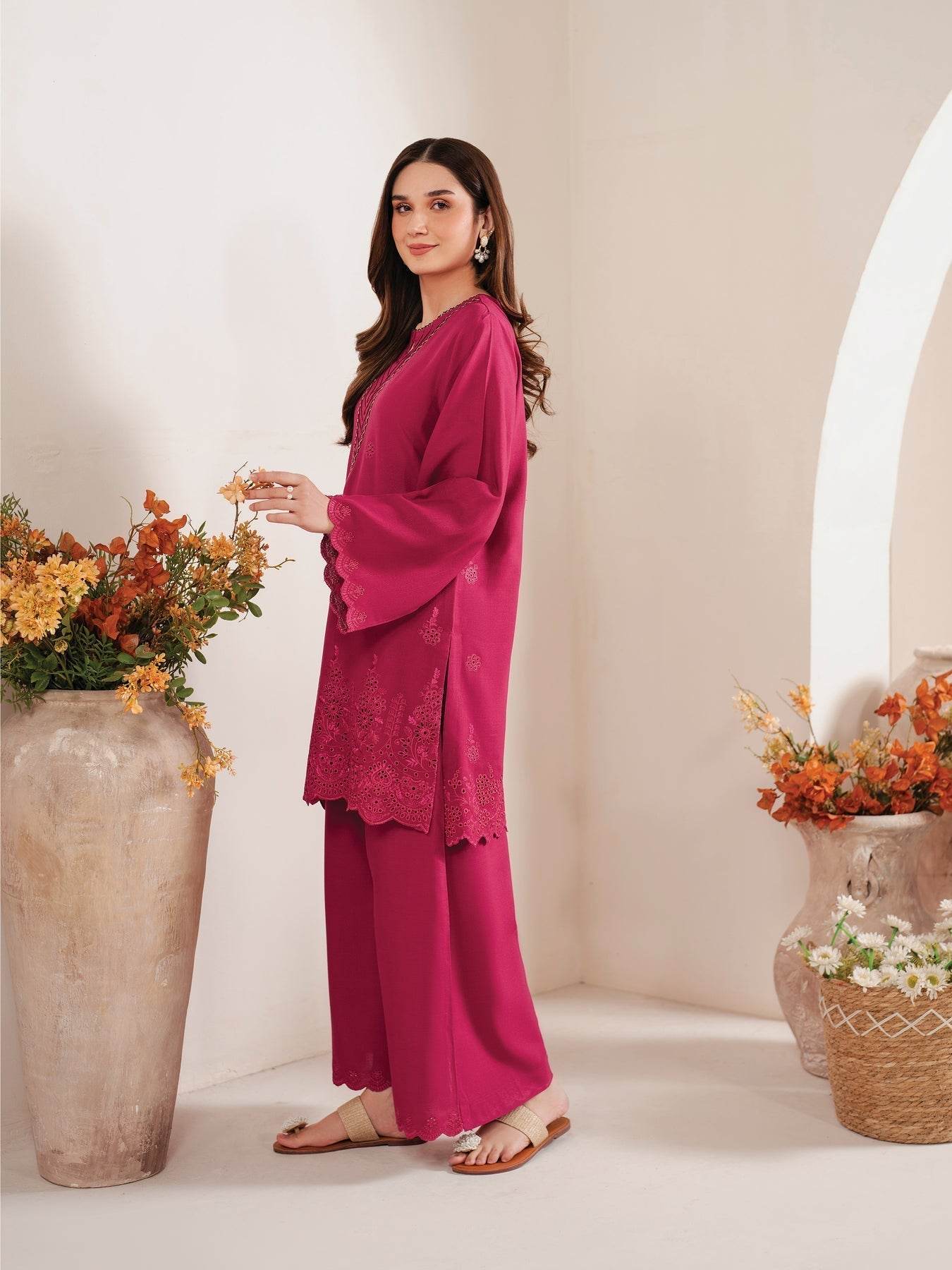 BAROQUE LAWN PREMIUM UNSTICH EMB 3PC - City Cloth House