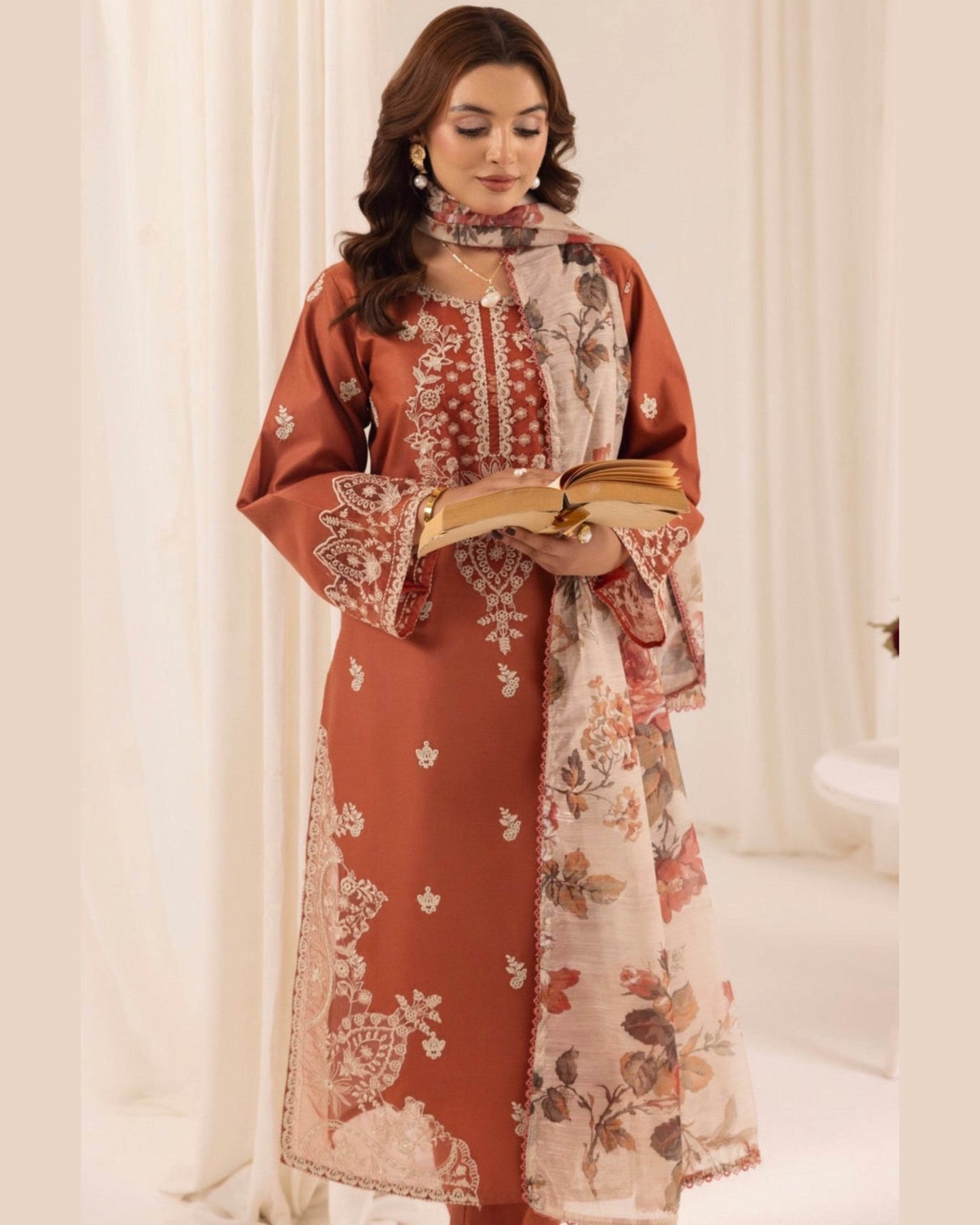 MOHAGNI LAWN PREMIUM UNSTITCHED EMB 3PC - City Cloth House