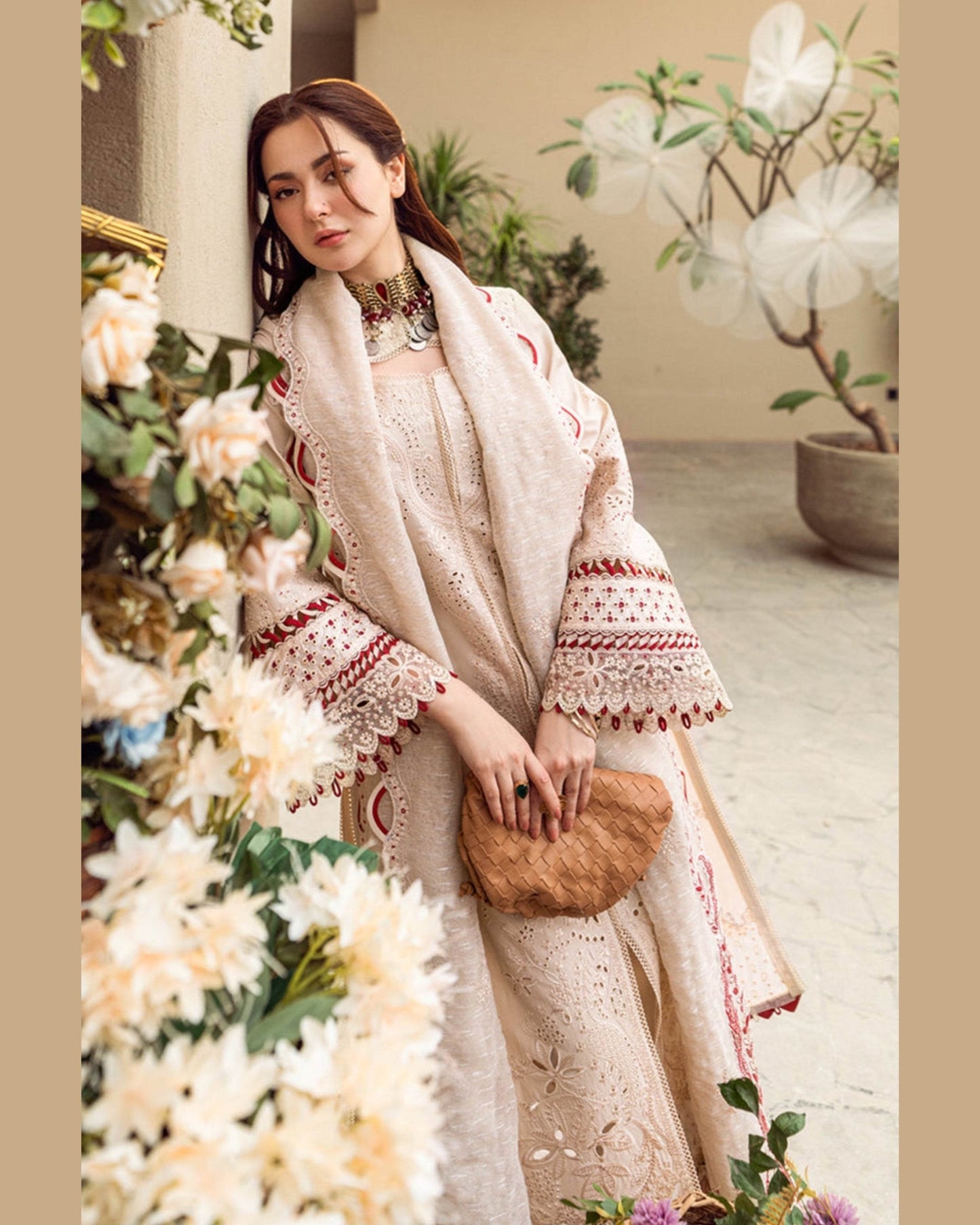 QALAMKAR LAWN UNSTITCHED EMB 3PC - City Cloth House