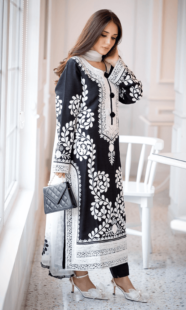 ZARKASHA LAWN PREMIUM UNSTICHED EMB 3PC - City Cloth House