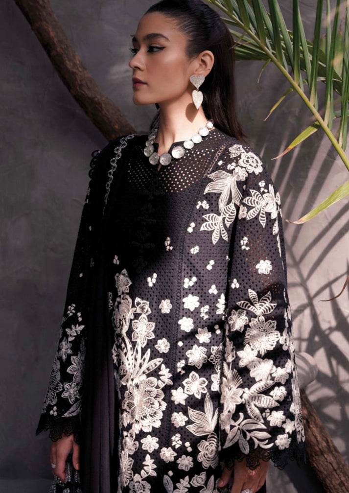 SUFFUSE LAWN LUXURY UNSTITCH EMB 3PC MEENAH (SU-01) - City Cloth House