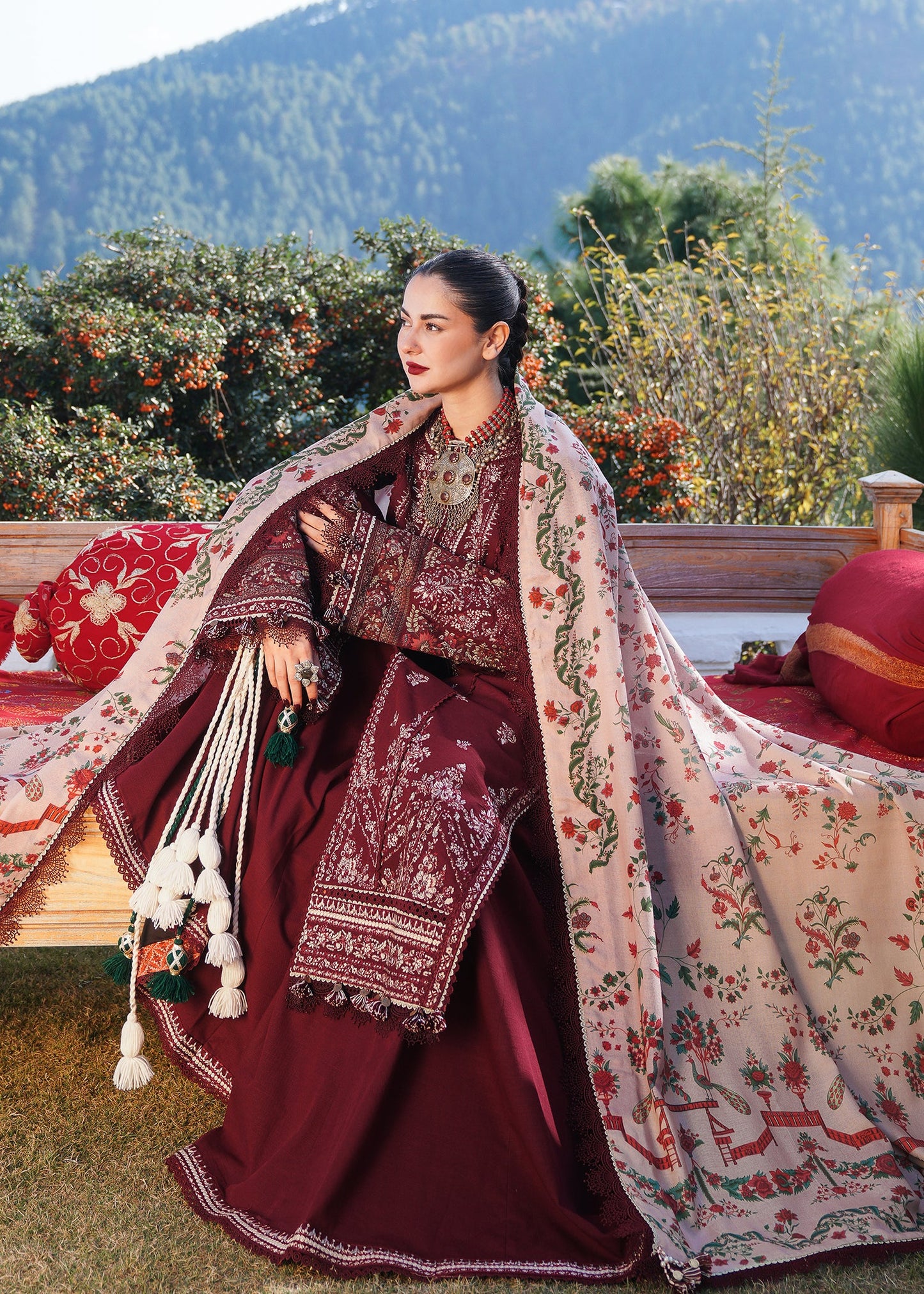 HUSSAIN REHAR DHANAK UNSTITCHED EMB 3PC