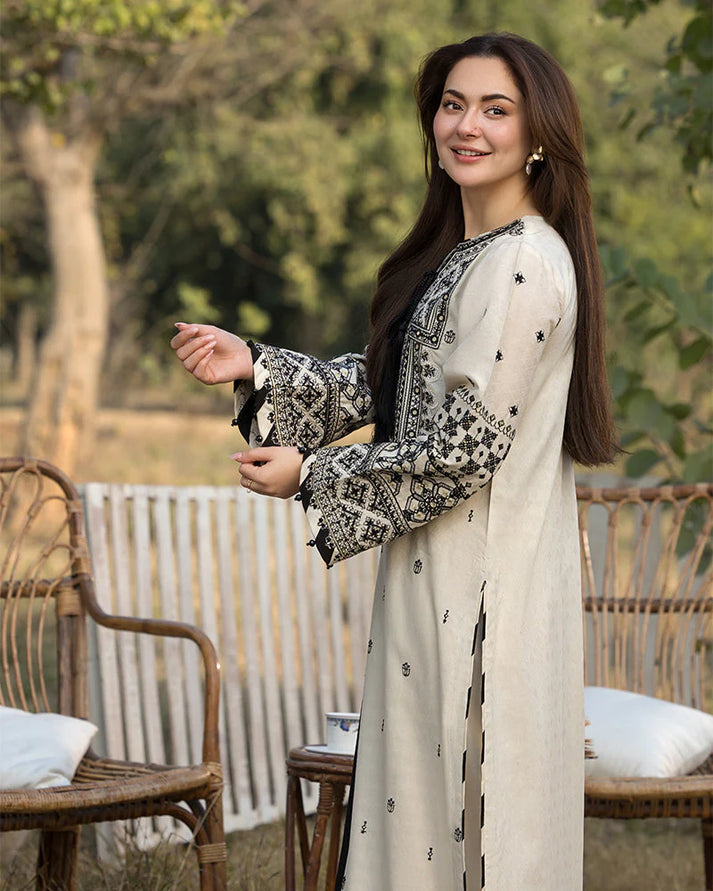 QALAMKAR DHANAK UNSTITCHED EMB 3PC