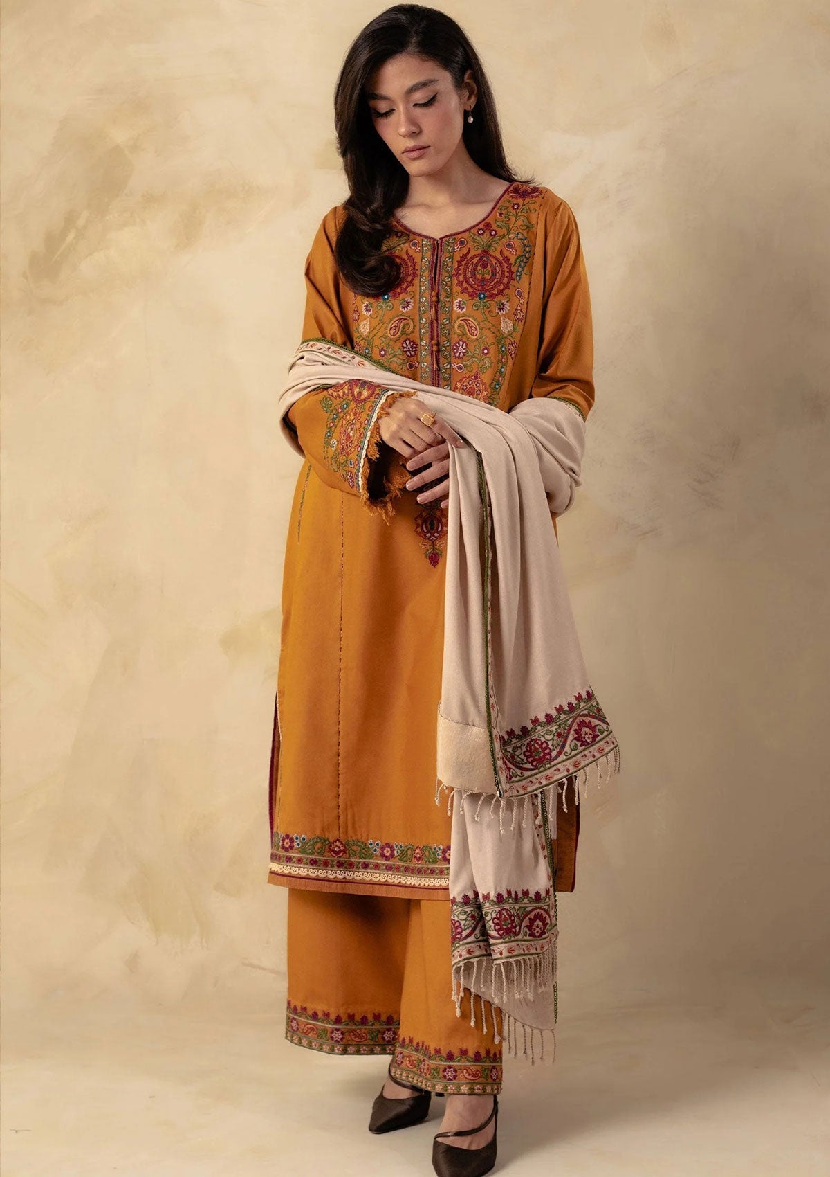 ZARA SHAHJAHAN KARANDI UNSTITCHED EMB 3PC