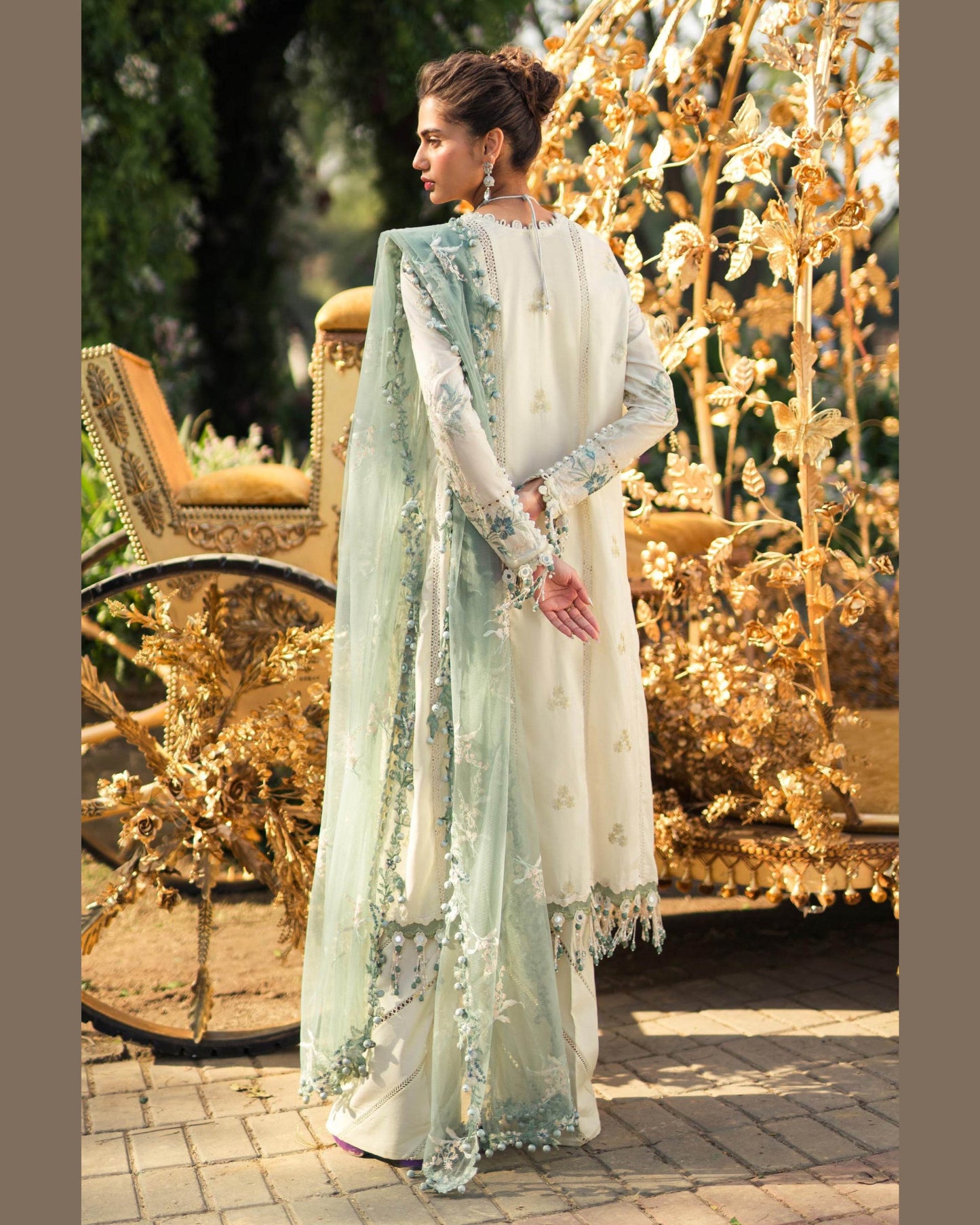 SANA SAFINAZ LAWN UNSTITCHED EMB 3PC - City Cloth House