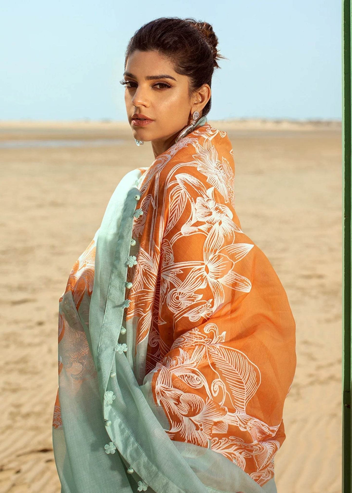 MARIA.B LAWN UNSTICH EMB 3PC 22’ (D#1-A) - City Cloth House