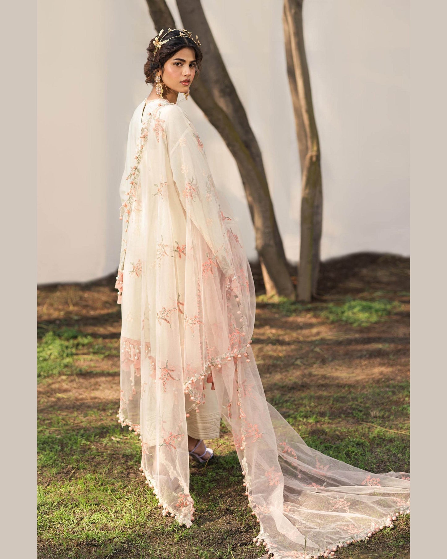 SANA SAFINAZ LAWN UNSTITCHED EMB 3PC - City Cloth House