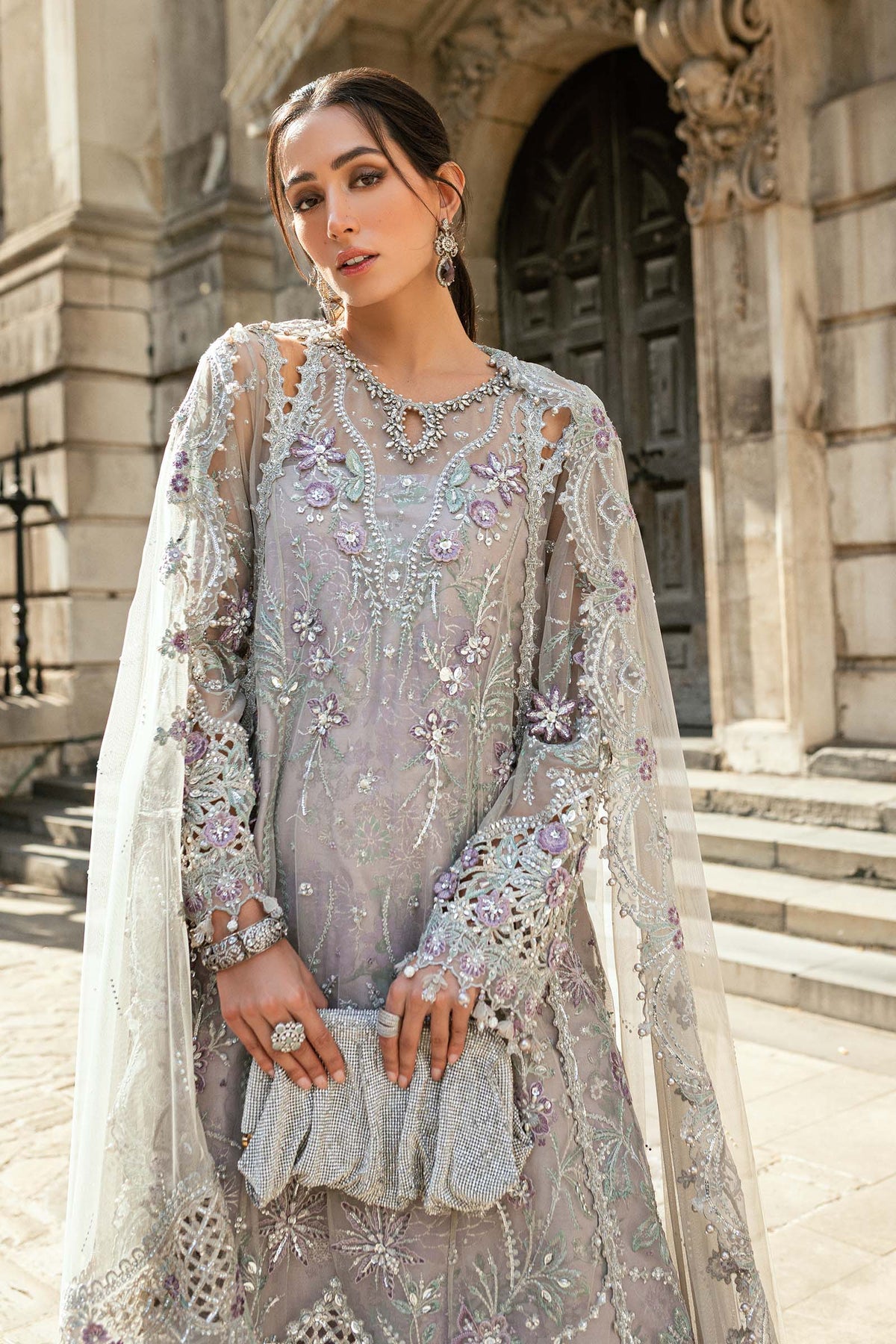 SOIREE NET UNSTITCHED EMB D-7 SUIT