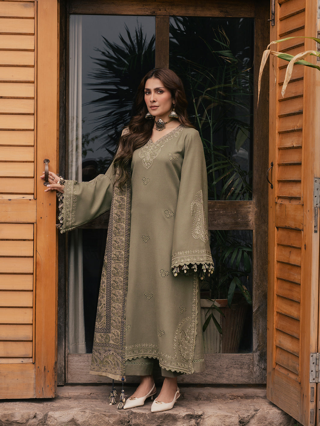 Zebaish | Emb Unstitched Dhanak 3pc