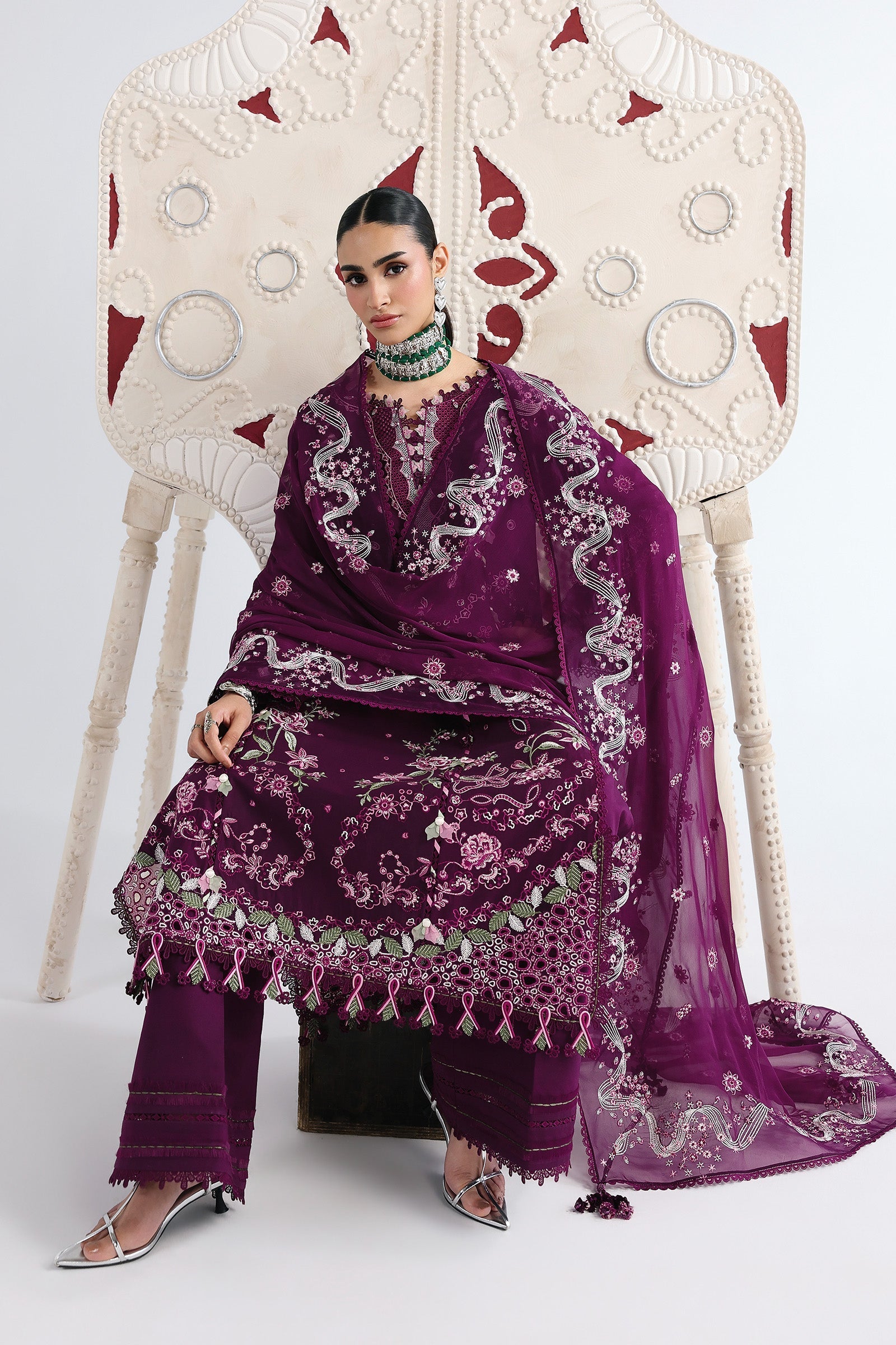 QALAMKAR LAWN LUXURY UNSTITCHED TRESA EMB 3PC