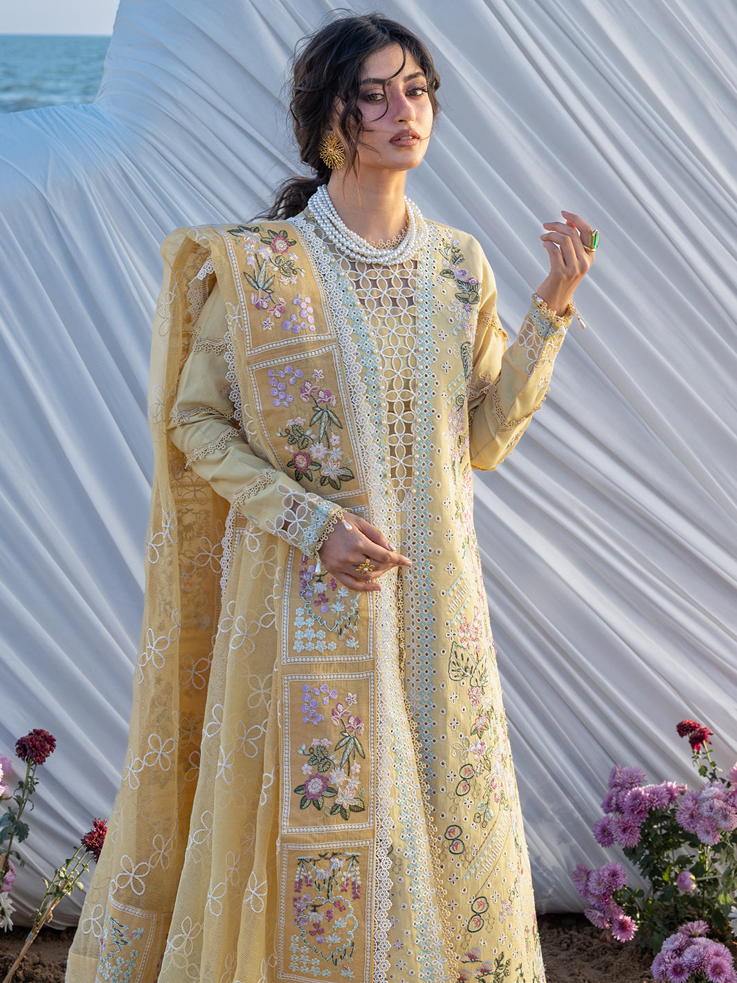 MAHNUR LAWN PREMIUM UNSTITCHED EMB 3PC