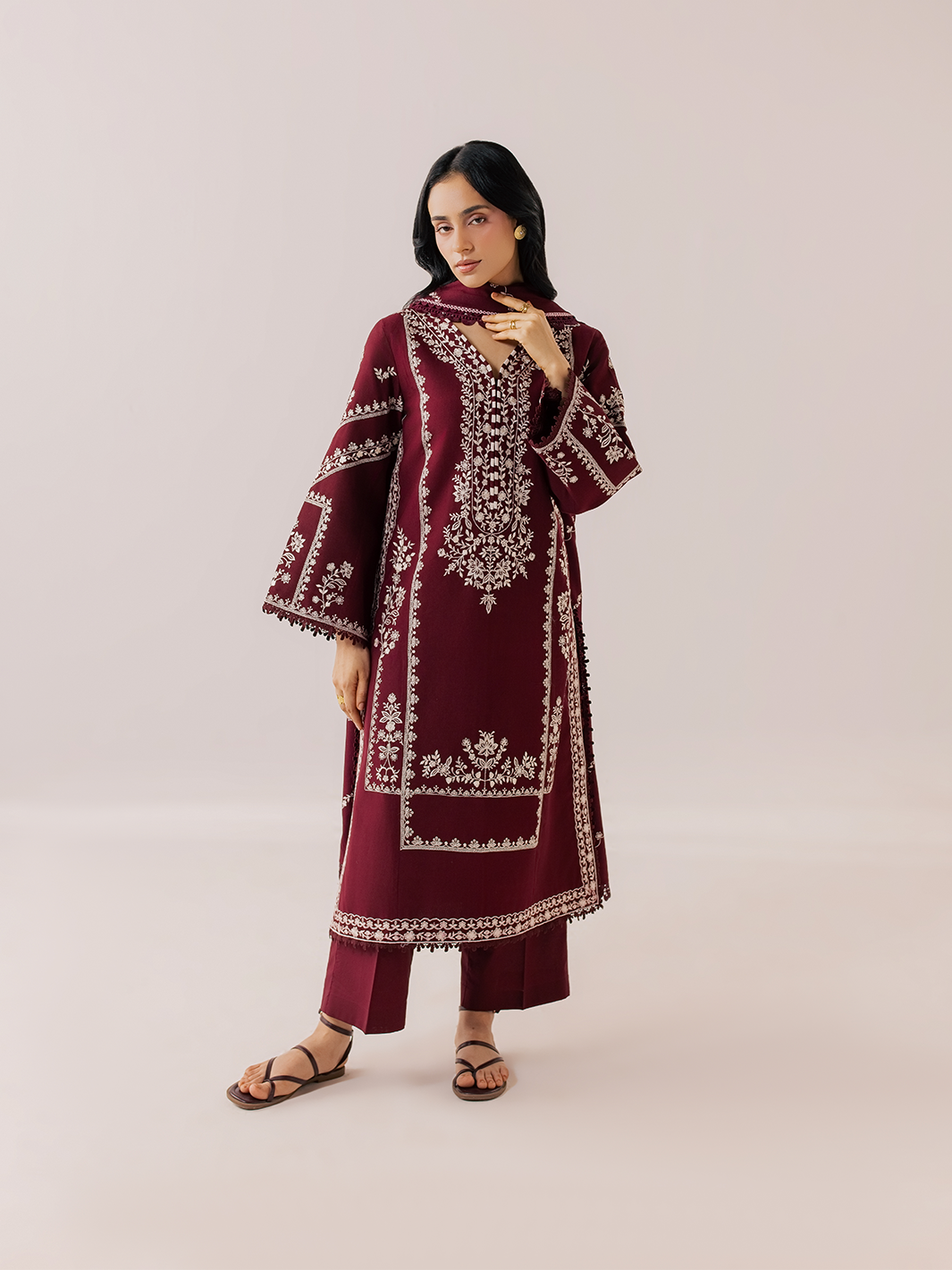 MAHNUR DHANAK EMB UNSTITCHED 3PC