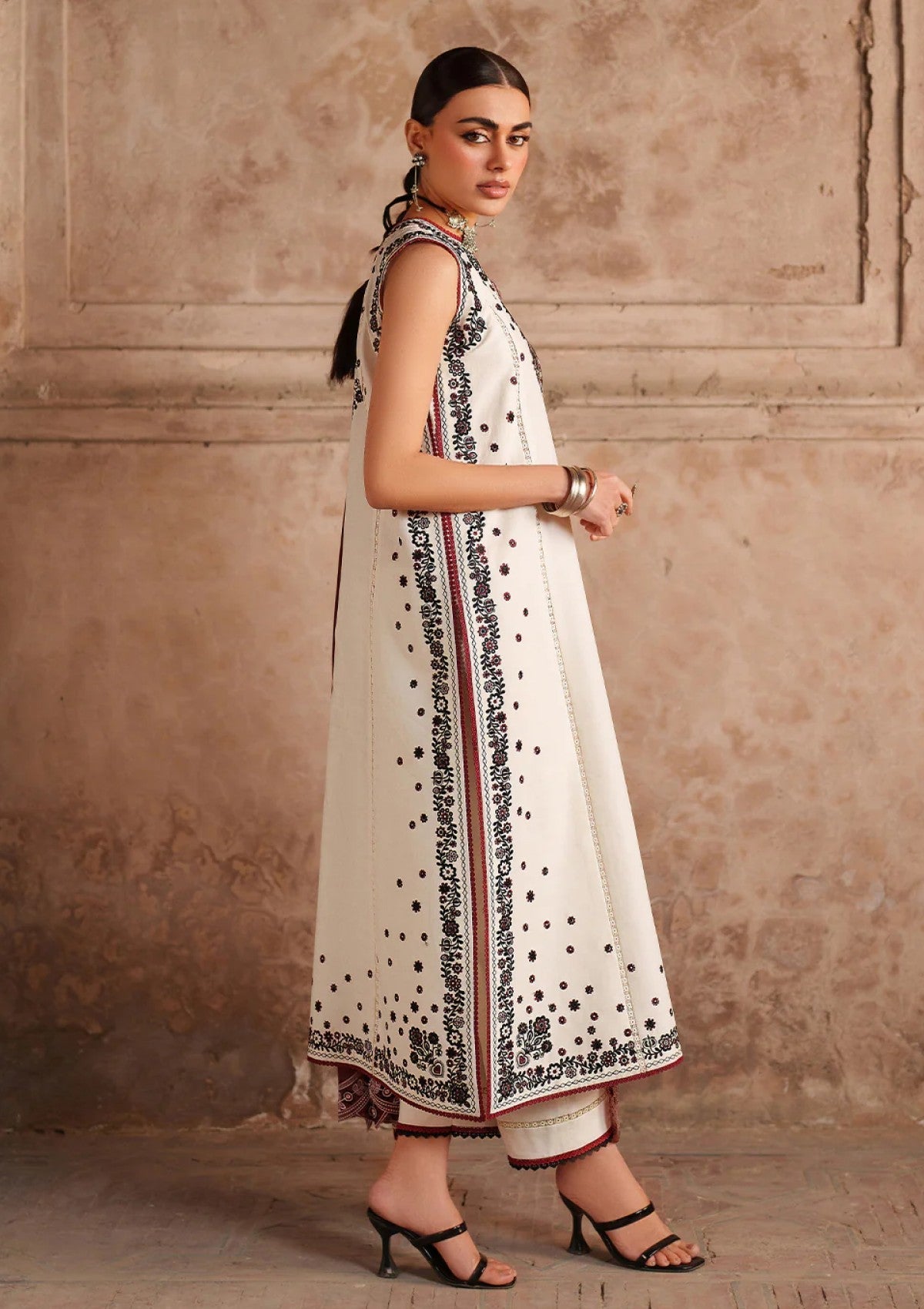 Mural | Emb Unstitched Lawn 3pc