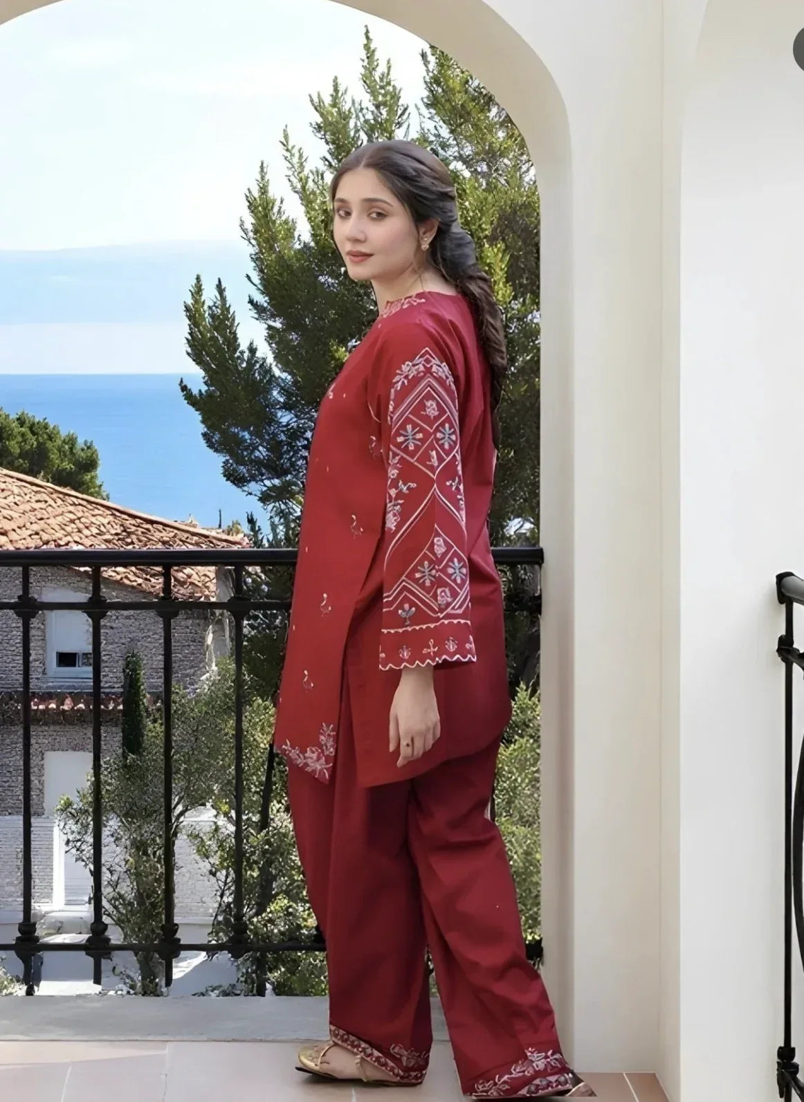 SAPPHIRE LINEN LUXURY UNSTITCHED EMB 2PC - City Cloth House