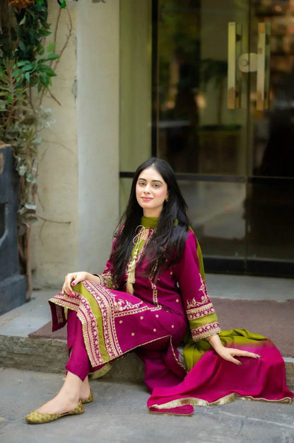 OMAL LAWN LUXURY UNSTITCHED EMB 3PC - City Cloth House