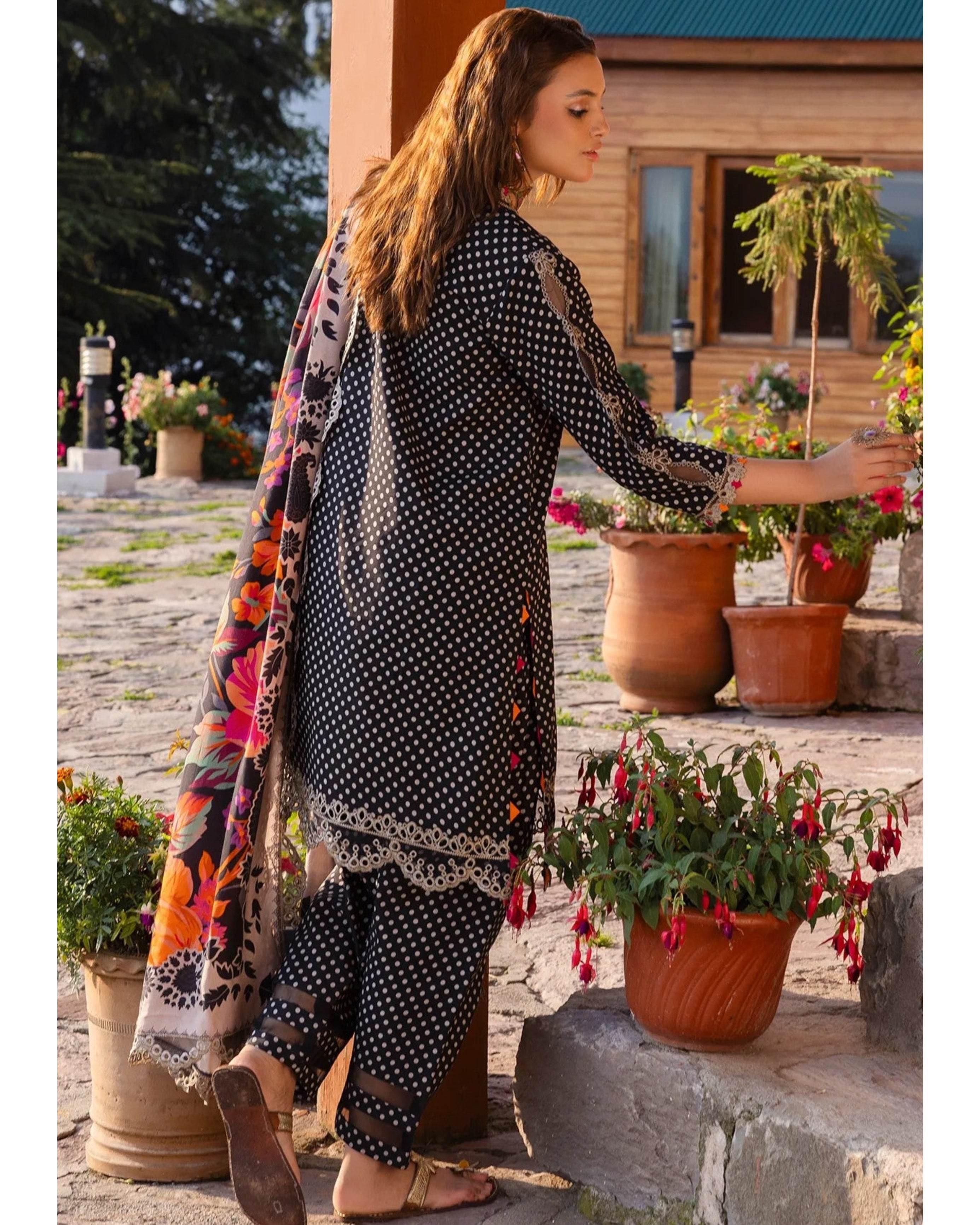 CHARIZMA LAWN PRINTED UNSTICH 3PC - City Cloth House