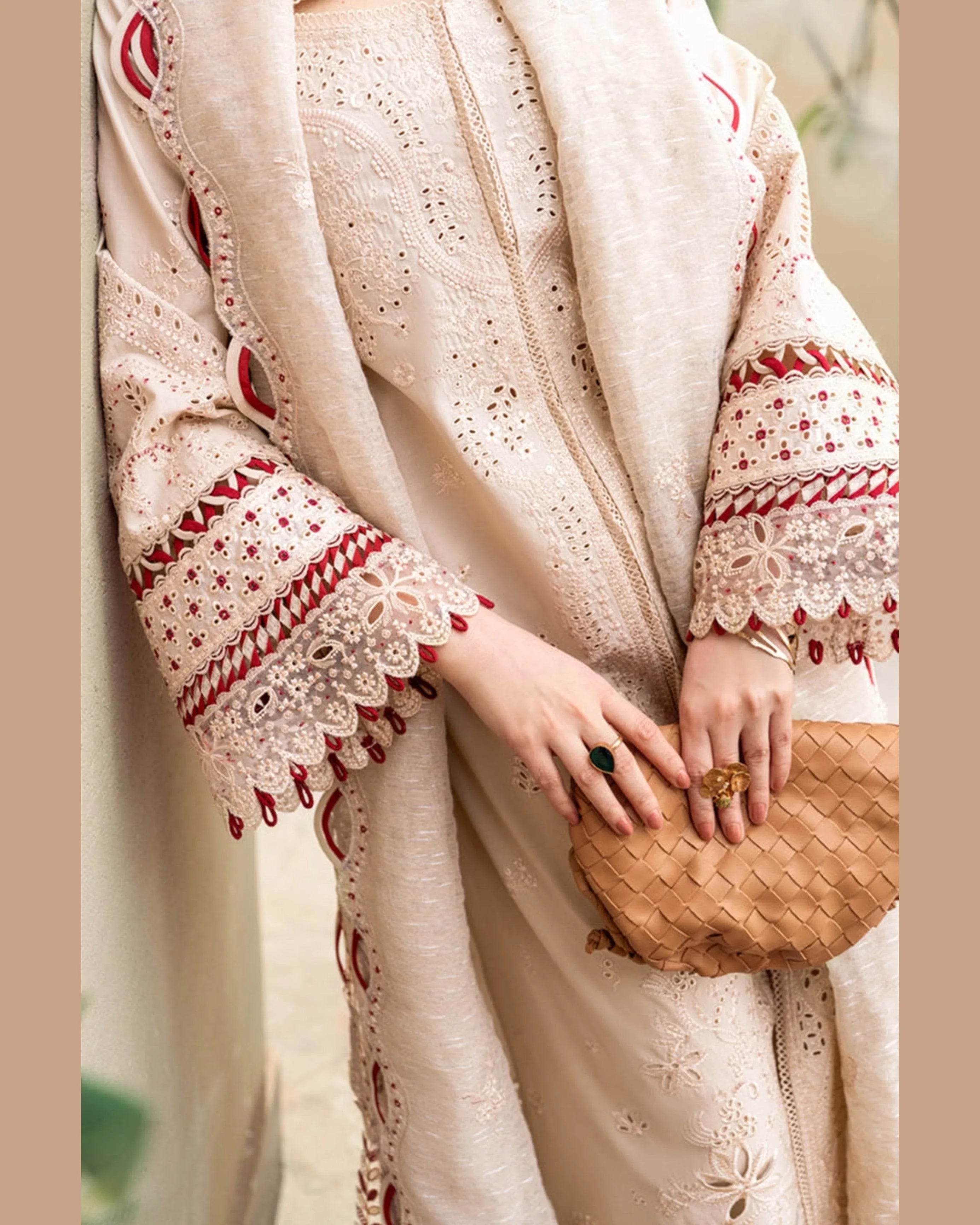 QALAMKAR LAWN UNSTITCHED EMB 3PC - City Cloth House