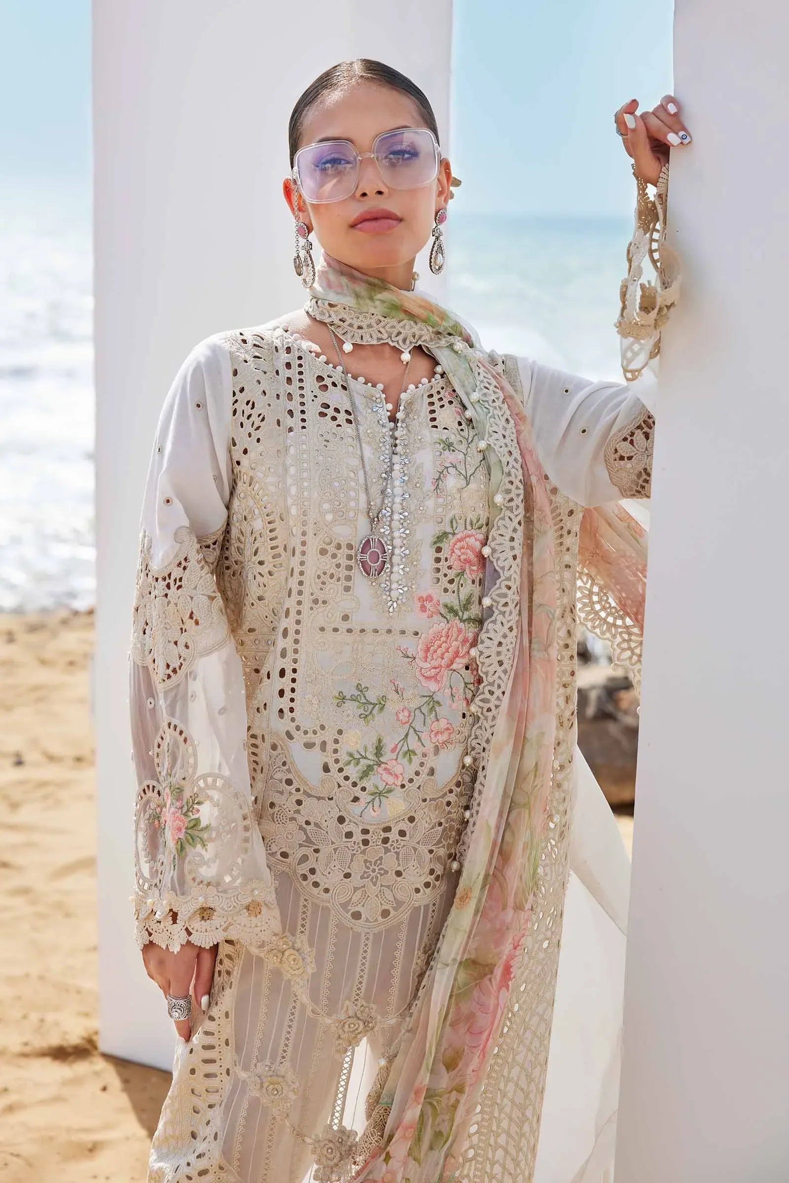 MARIA.B LAWN LUXURY UNSTITCHED EMB EID 26’ D-7 3PC - City Cloth House
