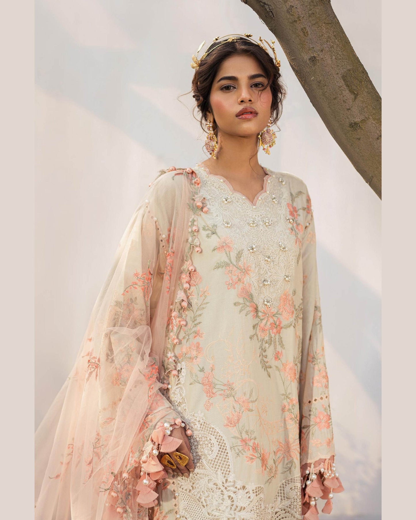 SANA SAFINAZ LAWN UNSTITCHED EMB 3PC - City Cloth House