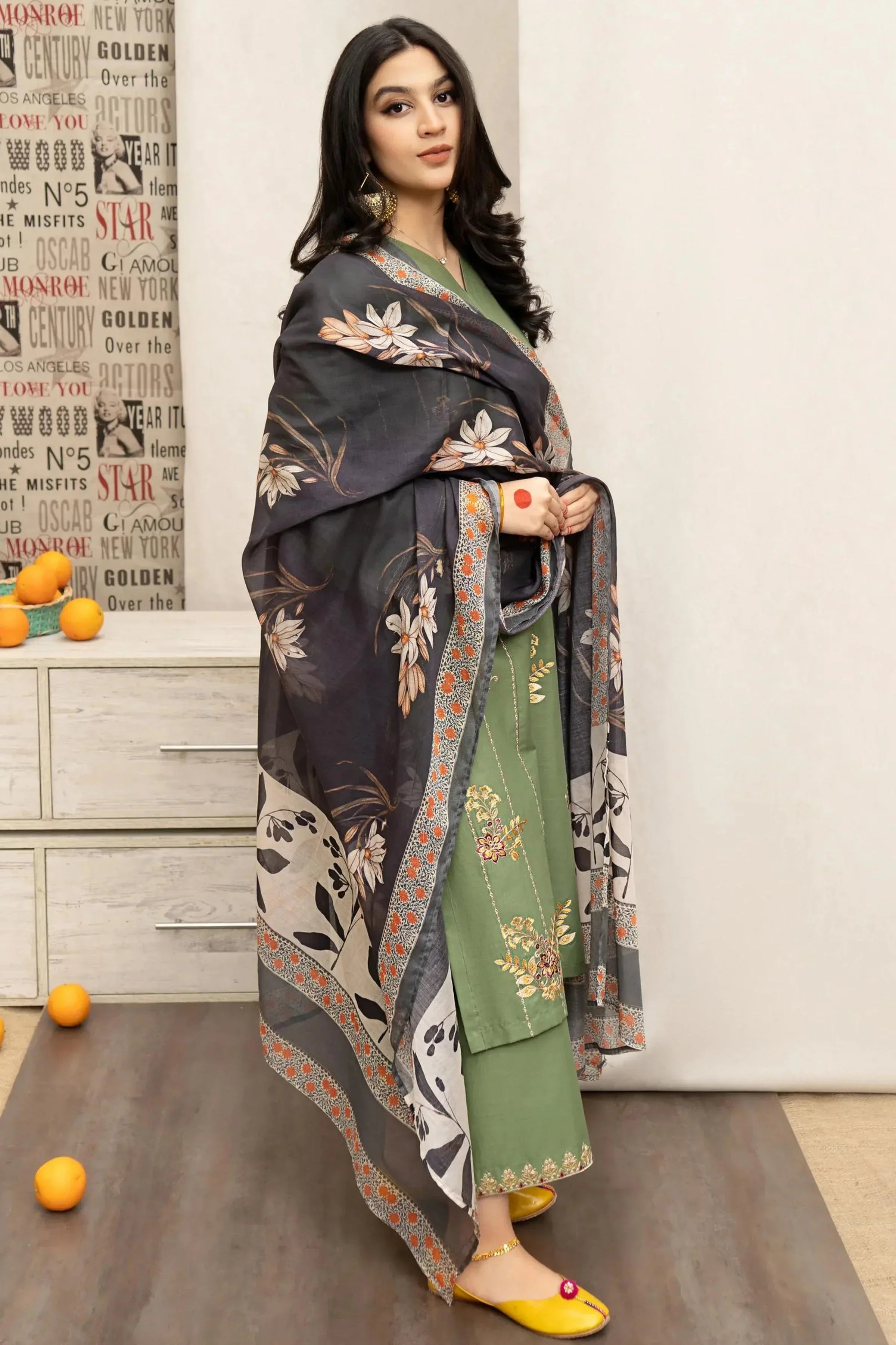 URGE DHANAK LUXURY UNSTITCHED EMB 3PC - City Cloth House
