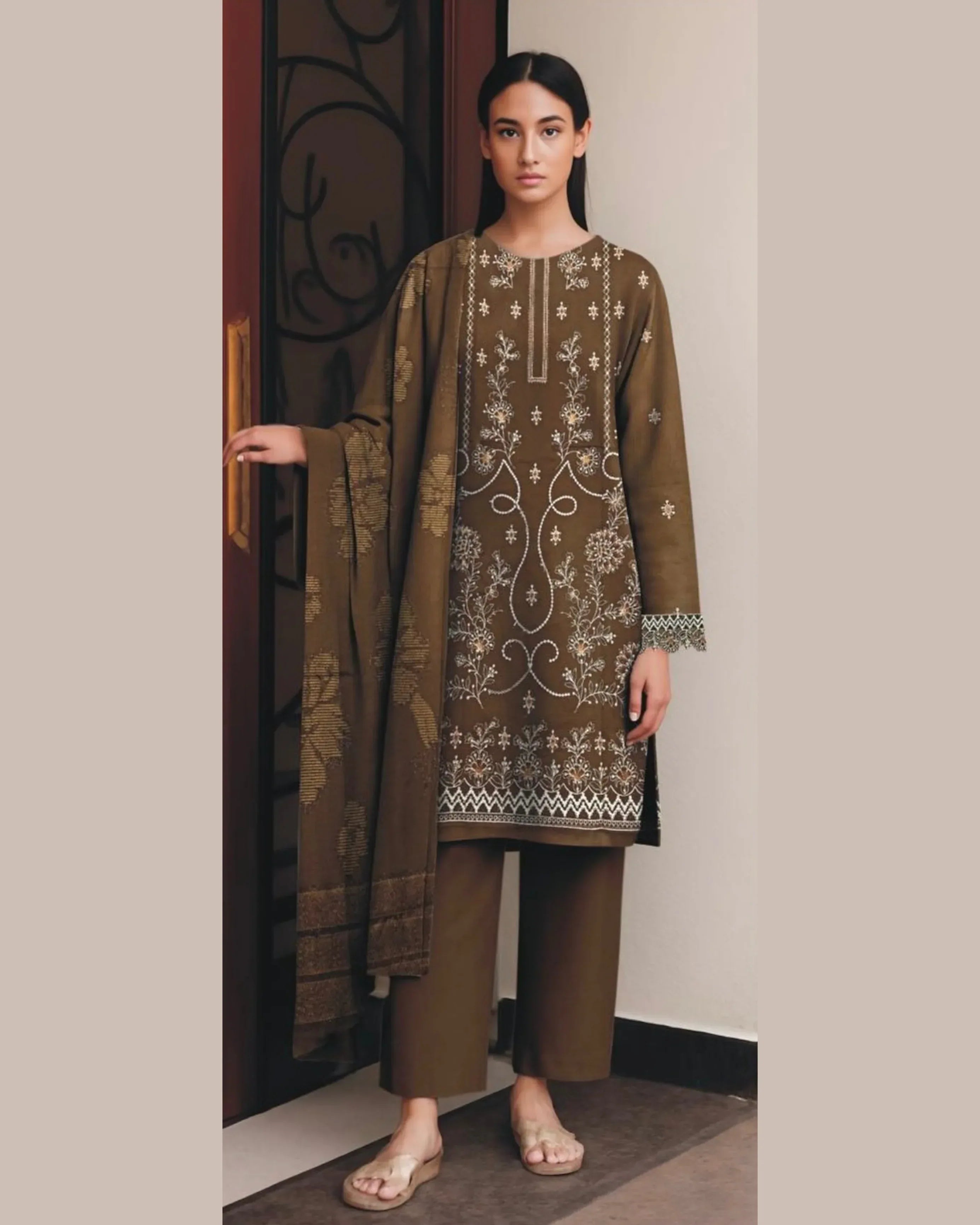 MIRAAL VOL#2 DHANAK UNSTITCHED EMB 3PC - City Cloth House