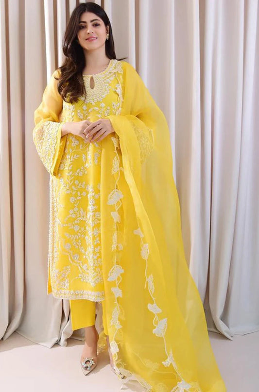 MARIA.B LAWN LUXURY UNSTITCHED EMB 3PC
