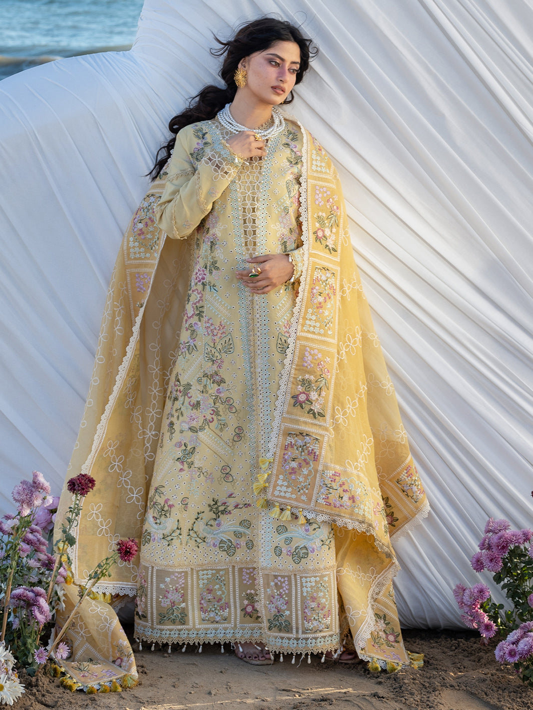 MAHNUR LAWN PREMIUM UNSTITCHED EMB 3PC