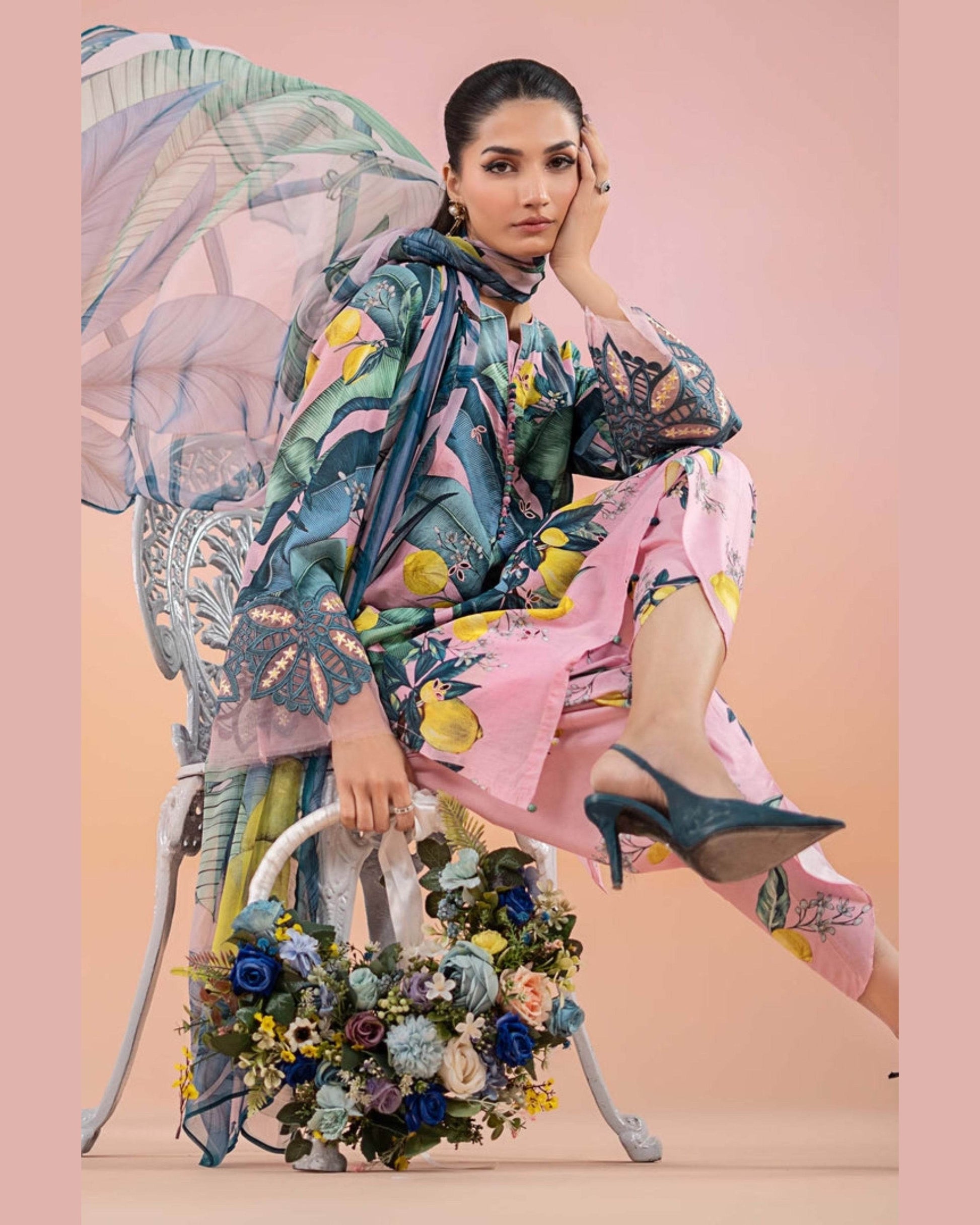 MARIA.B LAWN LUXURY UNSTICH PRINTED 3PC - City Cloth House
