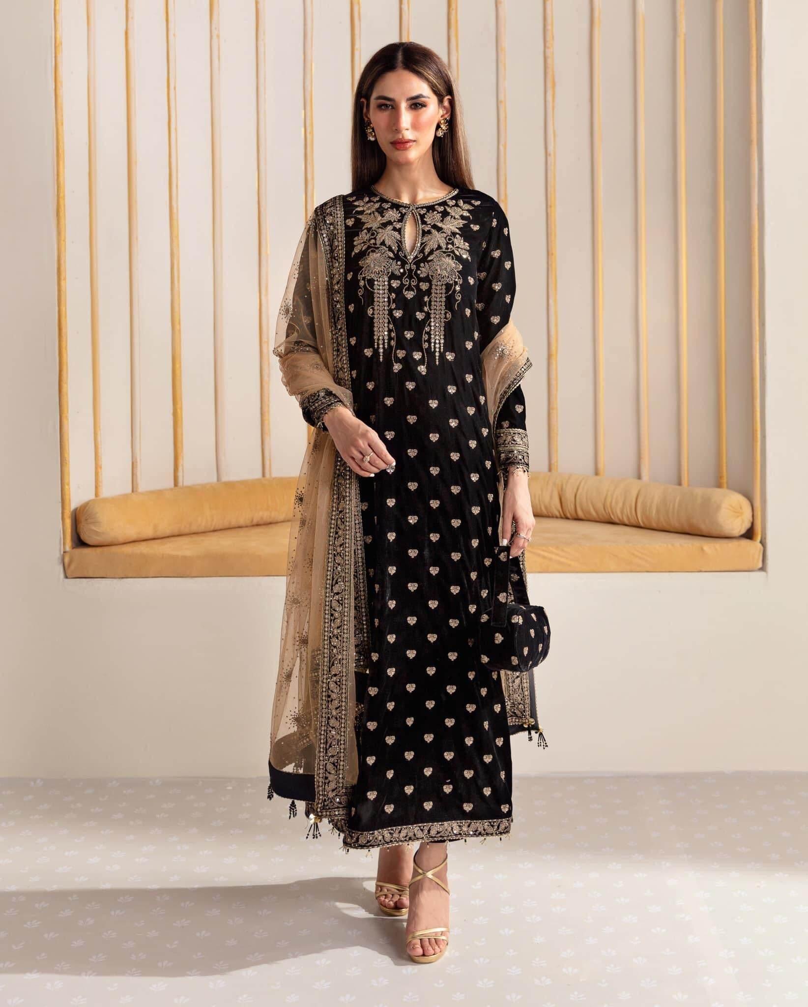 JAZMIN VELVET UNSTITCHED EMB 3PC - City Cloth House