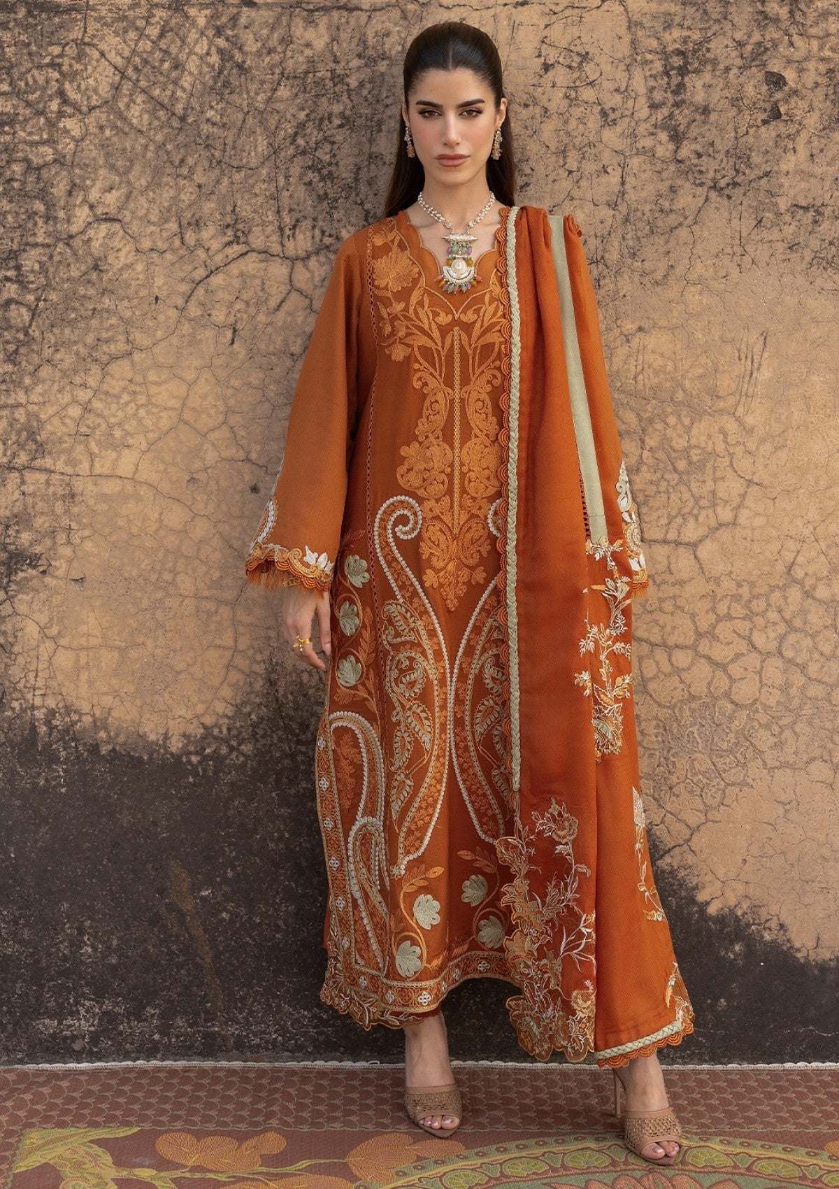 SAIRA SHAKIRA DHANAK EMB UNSTITCHED 3PC