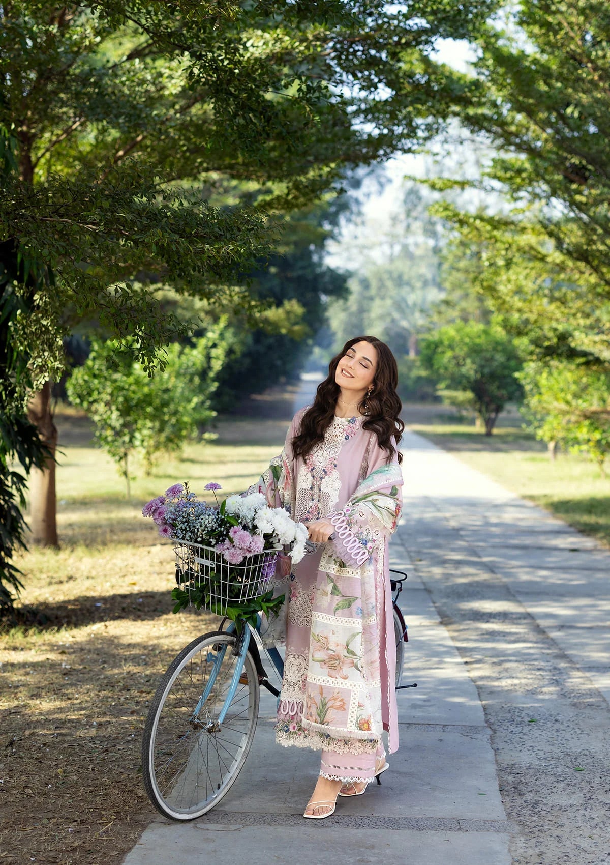 ELAF LAWN LUXURY UNSTITCHED ELY-1A EMB 3PC