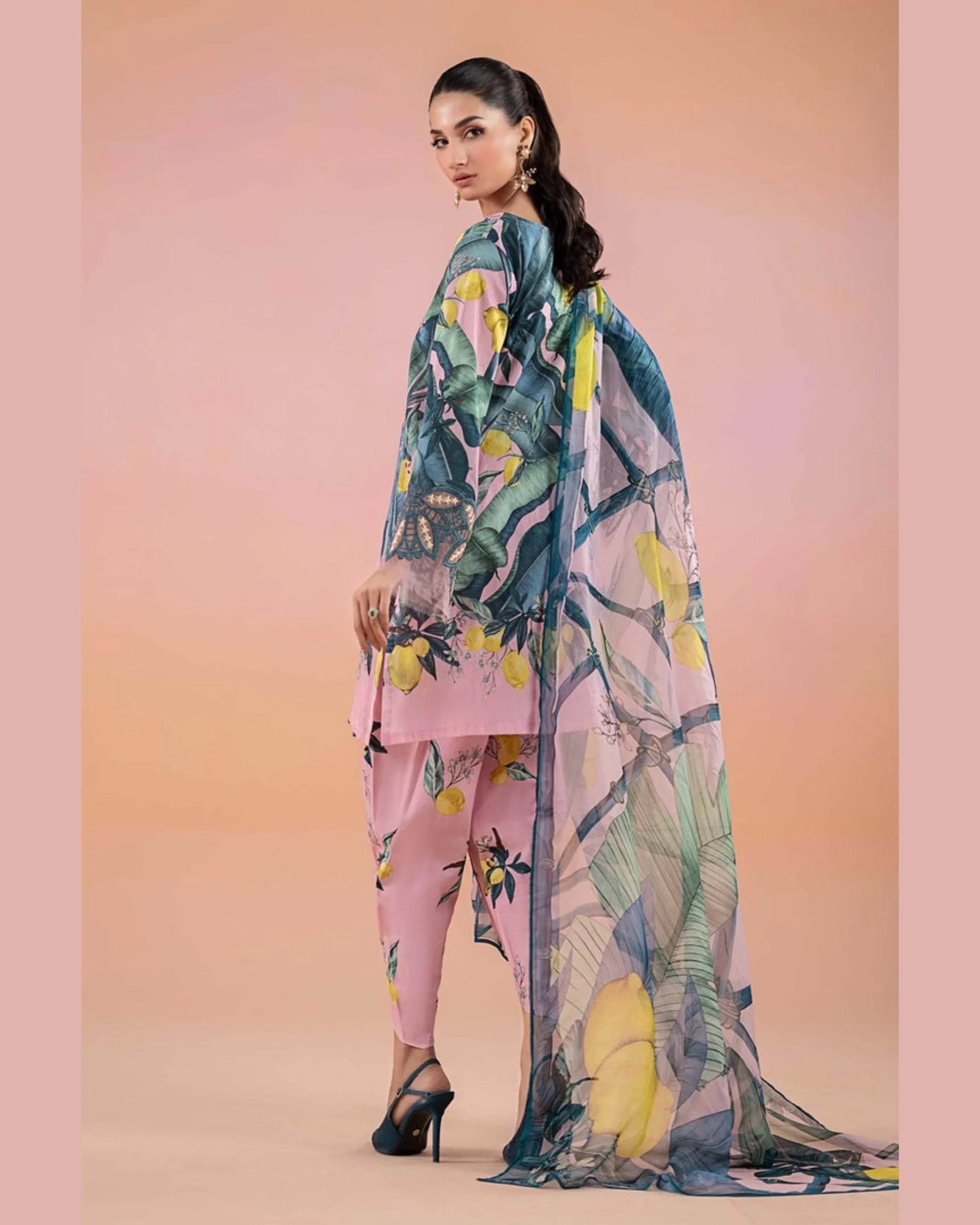 MARIA.B LAWN LUXURY UNSTICH PRINTED 3PC - City Cloth House