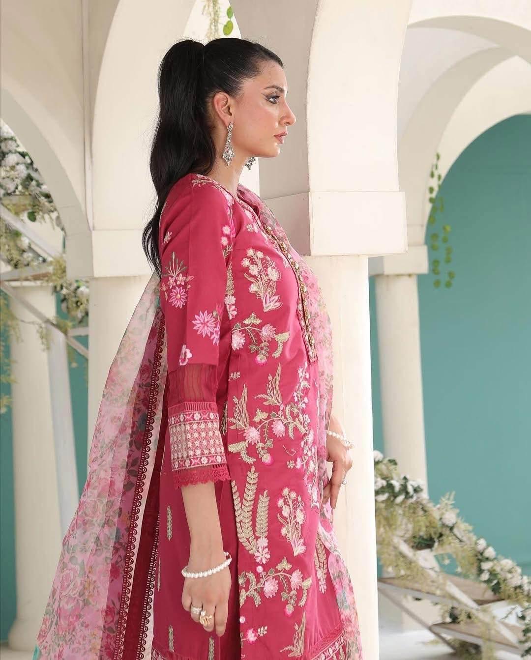 AZALIA LAWN UNSTITCHED EMB 3PC - City Cloth House