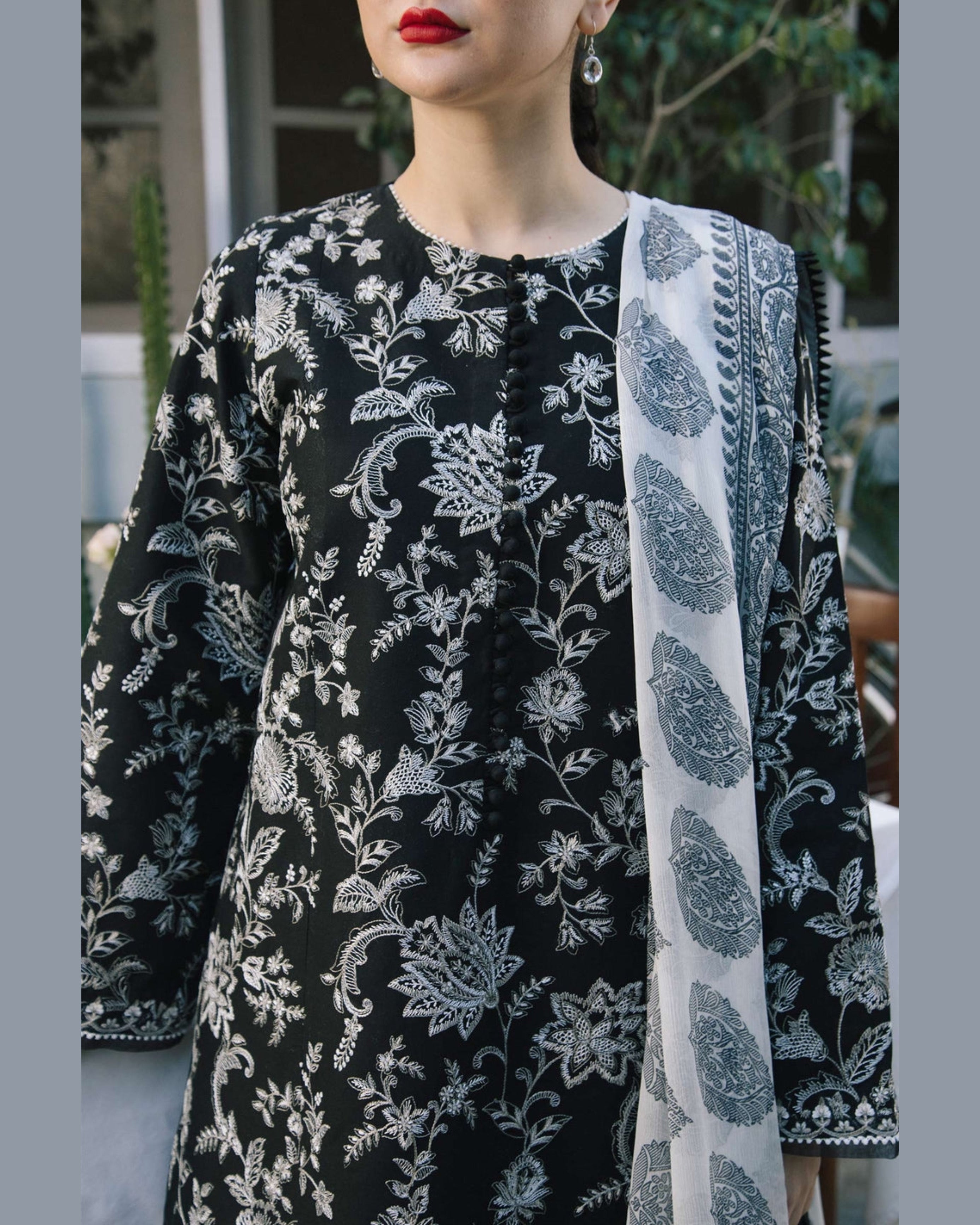 ZARA SHAHJAHAN LAWN UNSTITCHED EMB 3PC