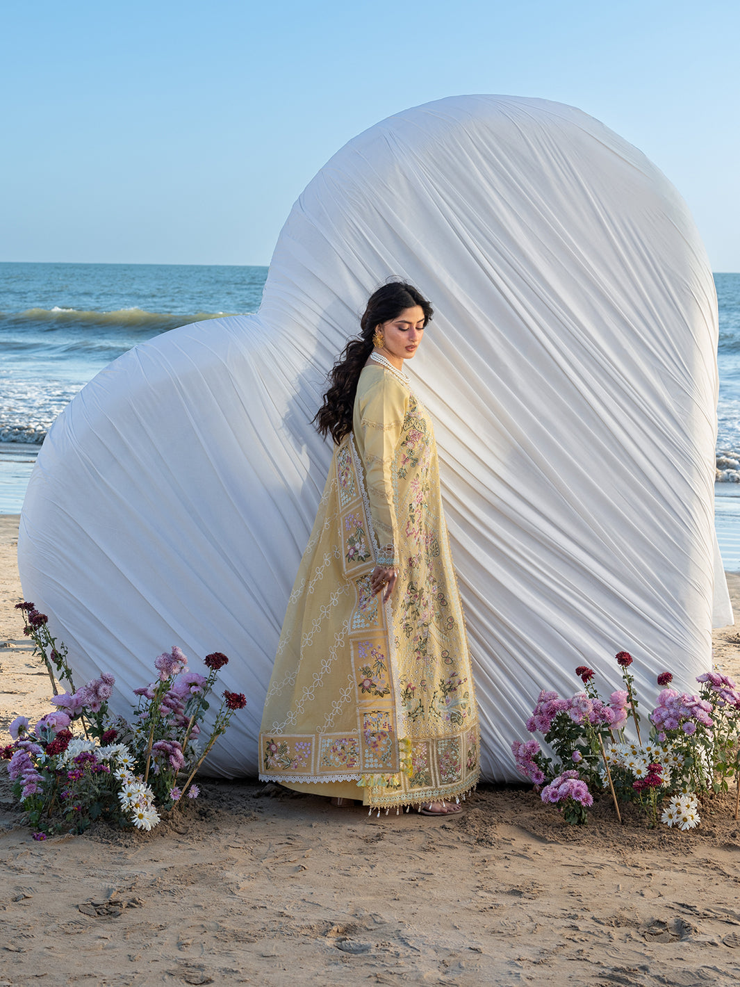 MAHNUR LAWN PREMIUM UNSTITCHED EMB 3PC