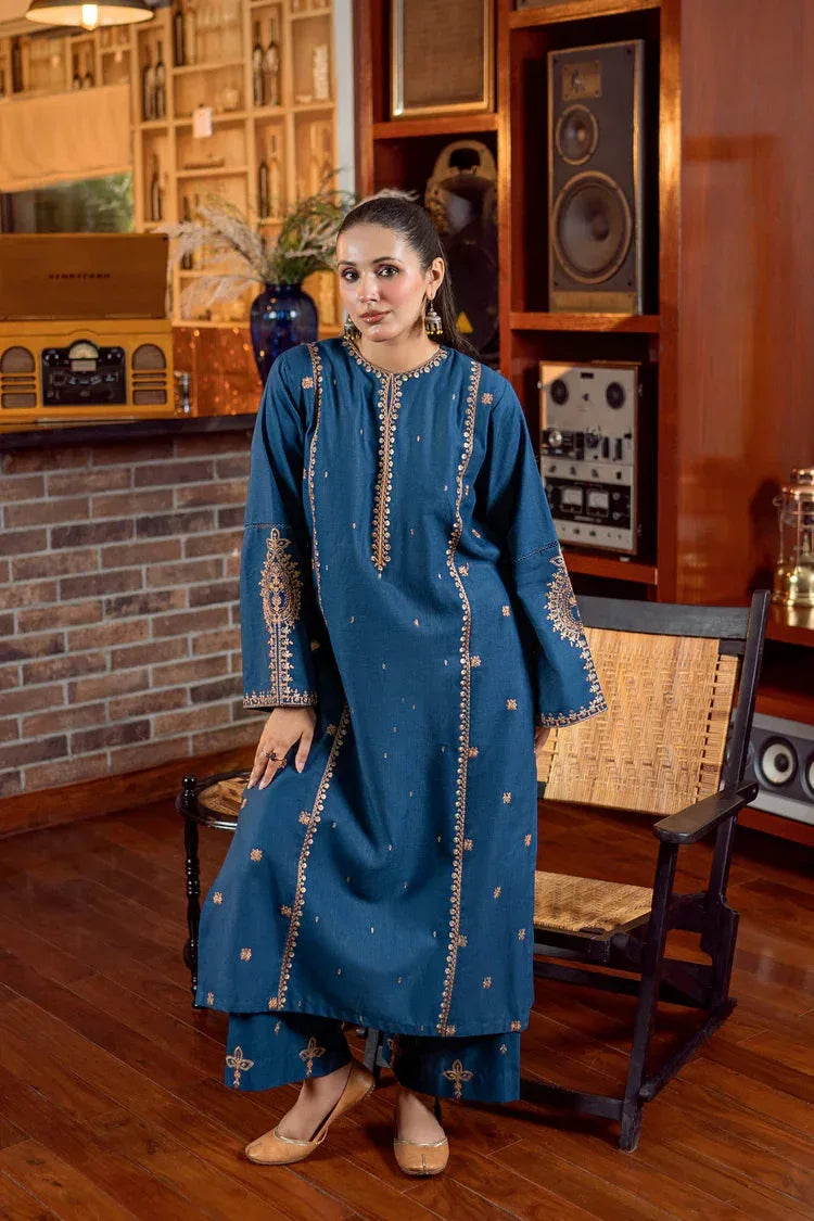 UGRE LAWN LUXURY UNSTITCHED EMB 2PC - City Cloth House