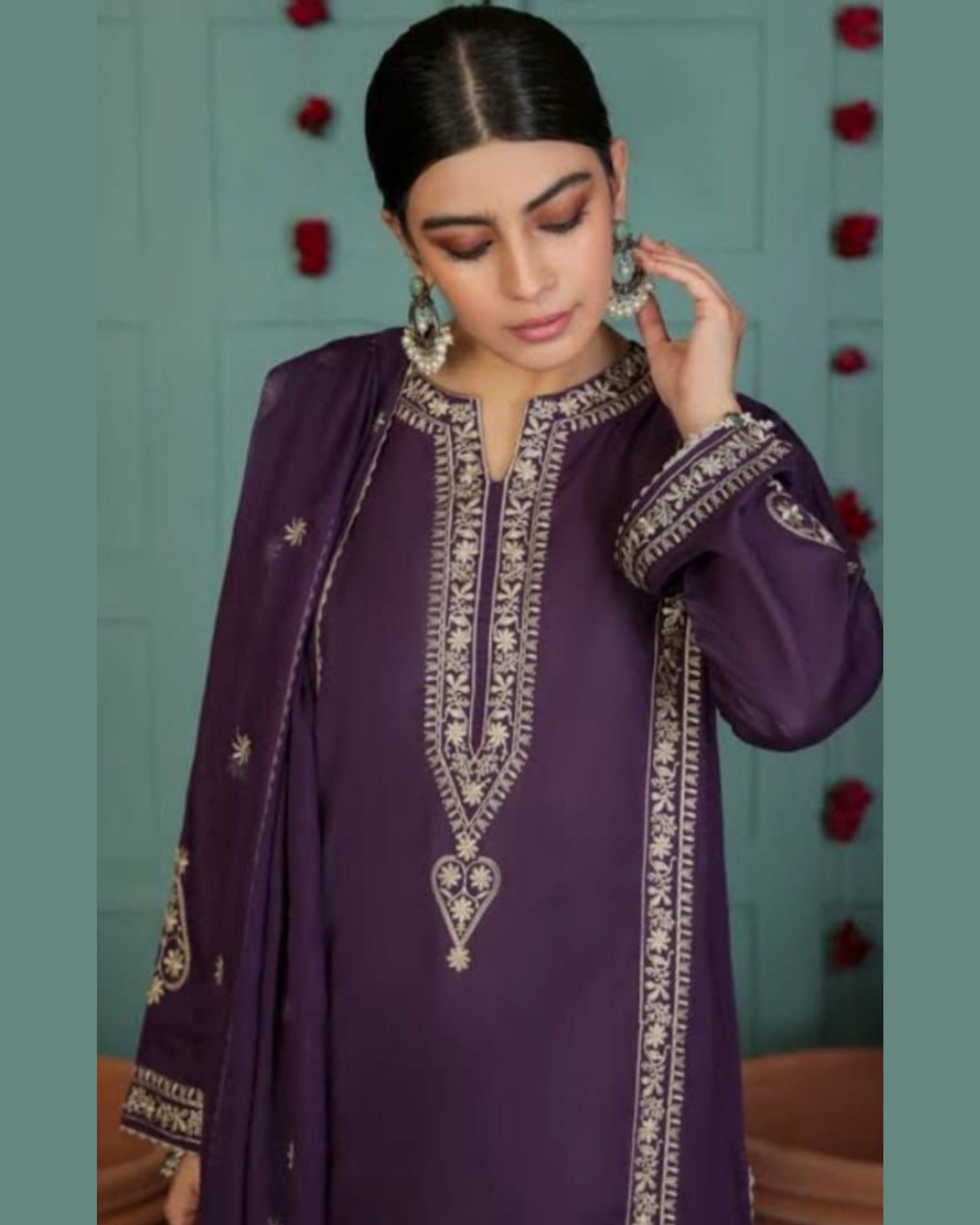 ZARA SHAHJAHAN LAWN UNSTITCHED EMB 3PC