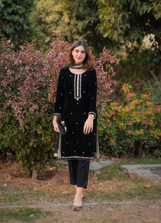 SIDRA MUMTAZ VELVET UNSTITCHED EMB 3PC - City Cloth House