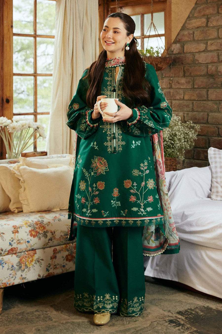 ZARA SHAHJAHAN LAWN PREMIUM UNSTITCHED EMB 3PC