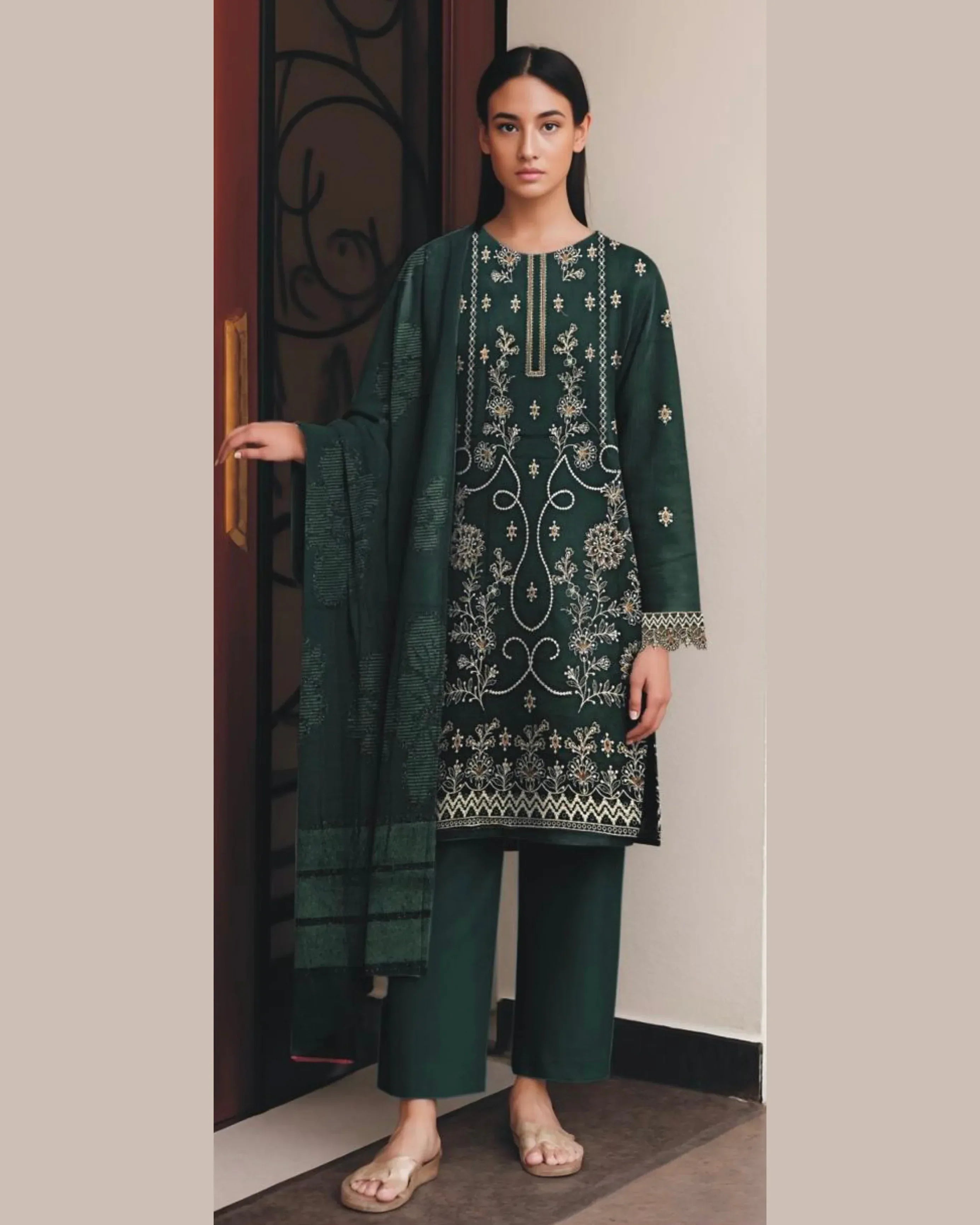 MIRAAL VOL#2 DHANAK UNSTITCHED EMB 3PC - City Cloth House