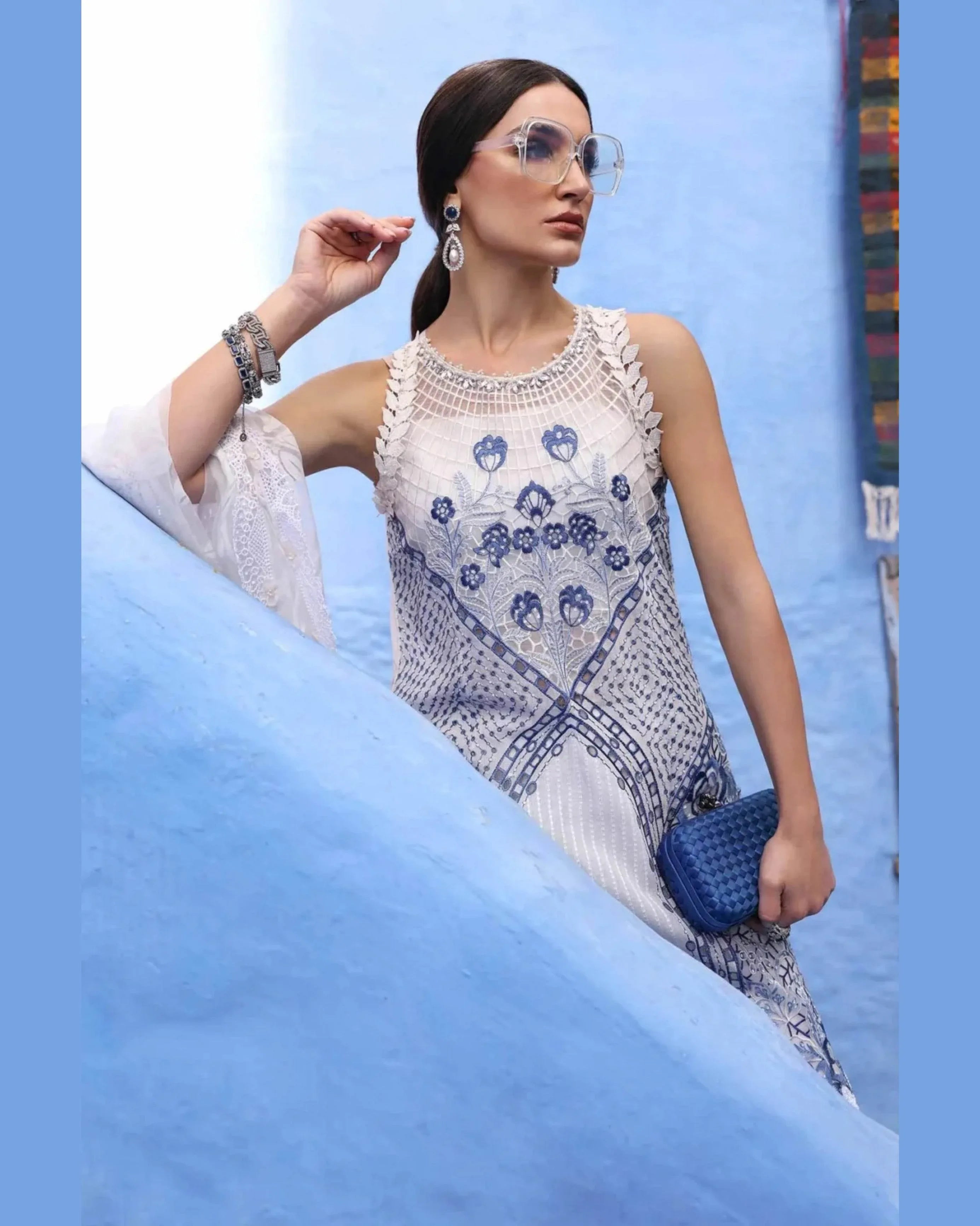 MARIA.B LAWN UNSTITCHED EMB 3PC 25’ (10-A) - City Cloth House